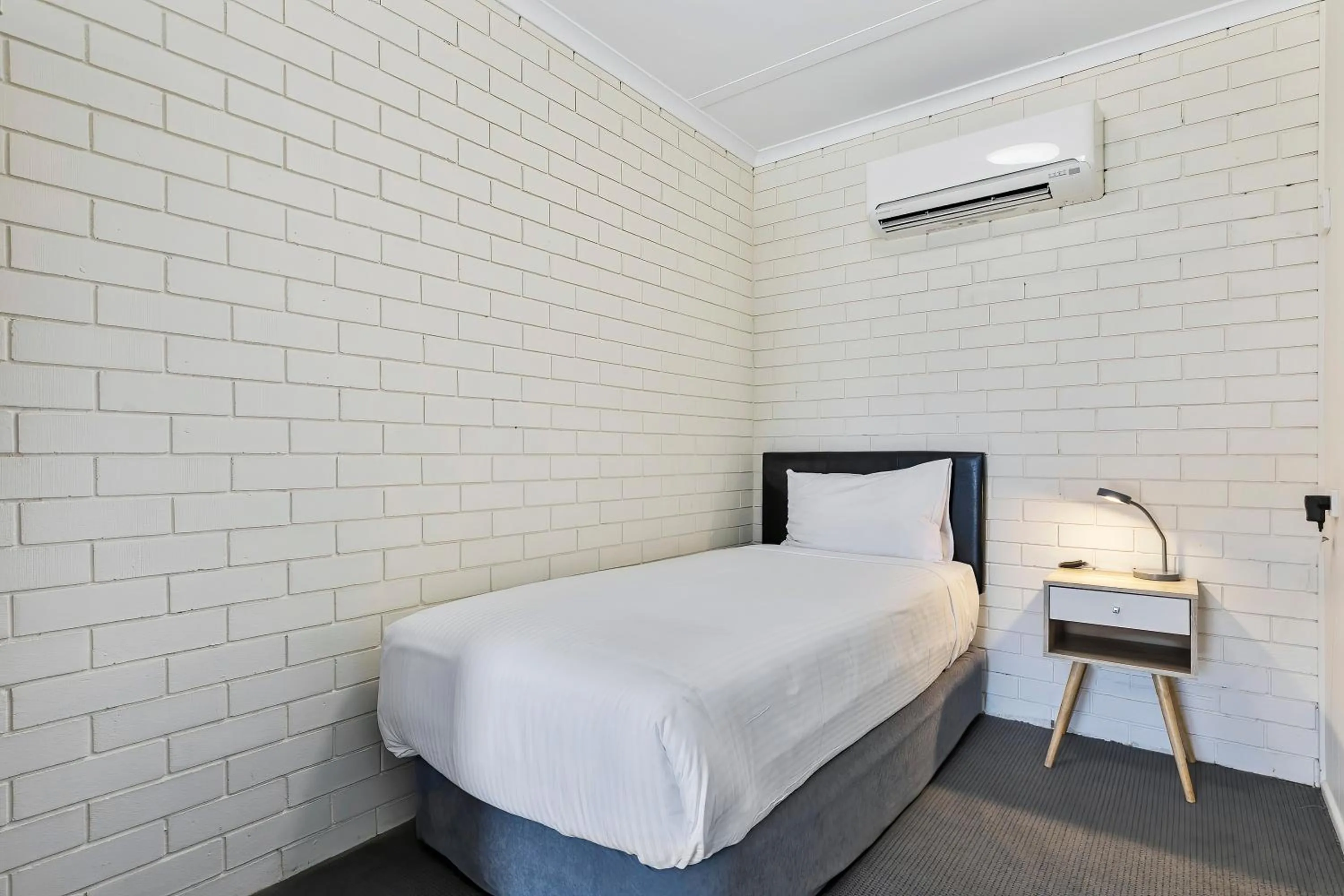 Bed in Comfort Inn on Main Hervey Bay