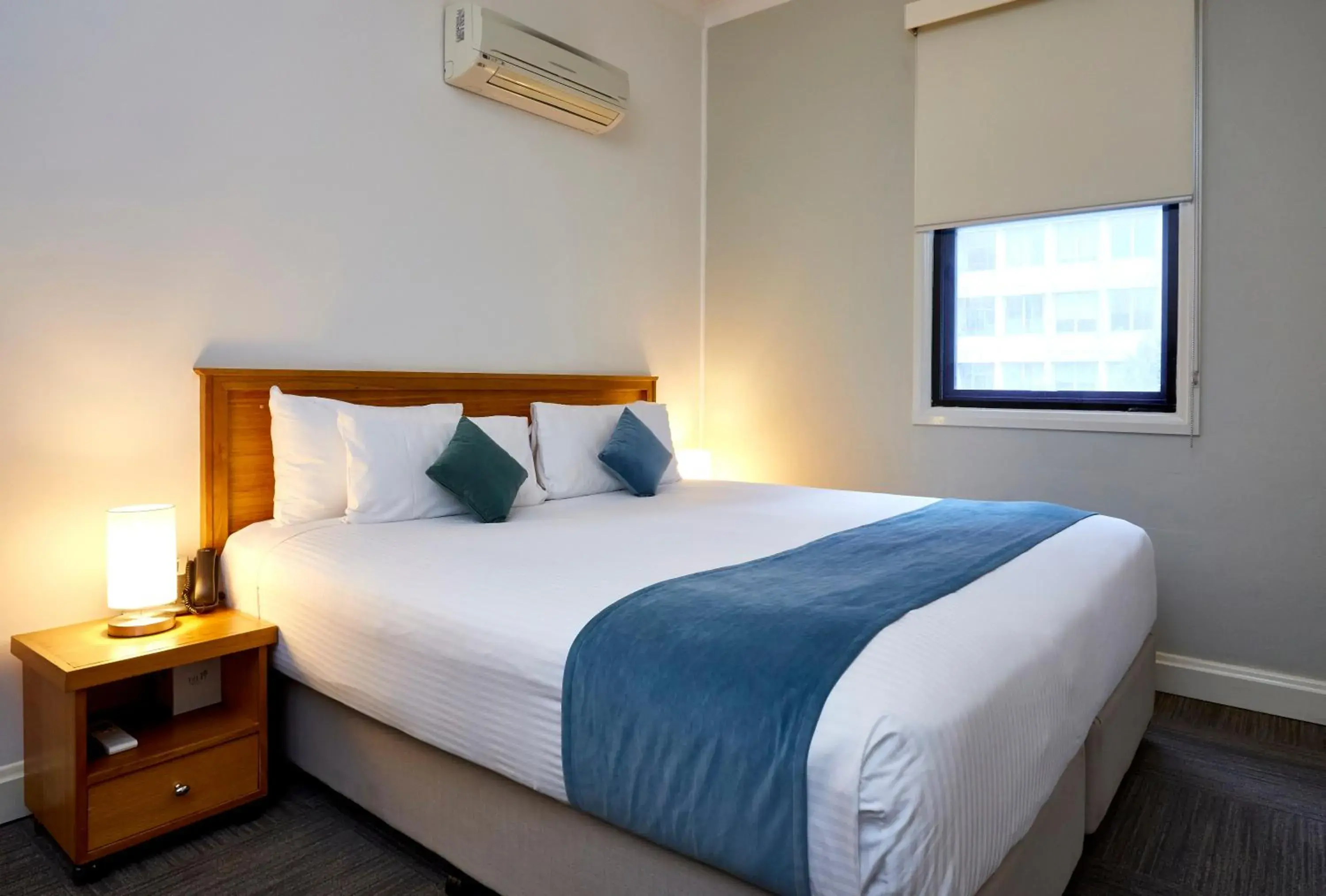 Economy Double Room with Shared Bathroom in Hotel Sophia Economy Double Room with Shared Bathroom in Hotel Sophia
