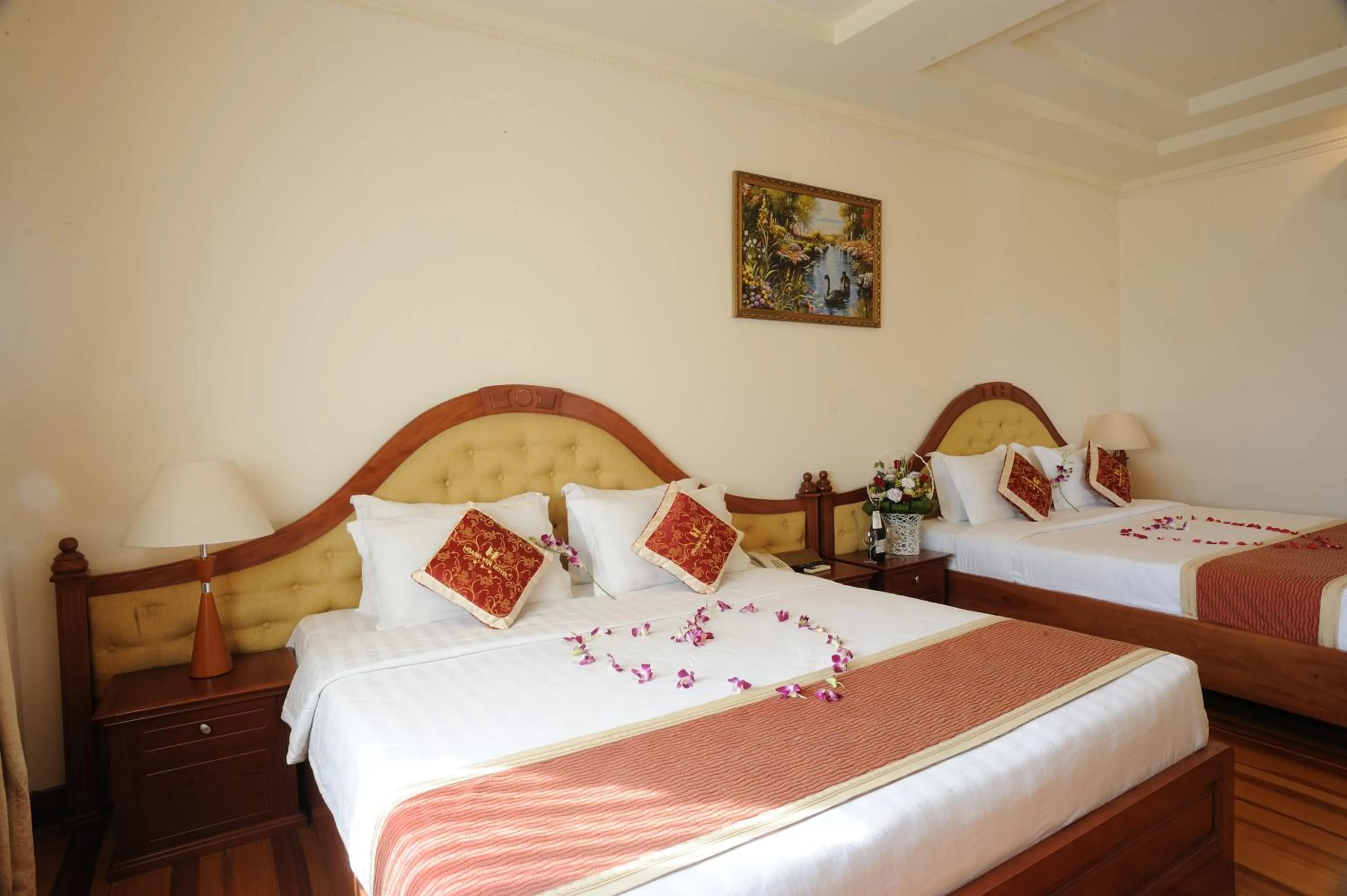 Bed in Hoang Yen 2 Hotel