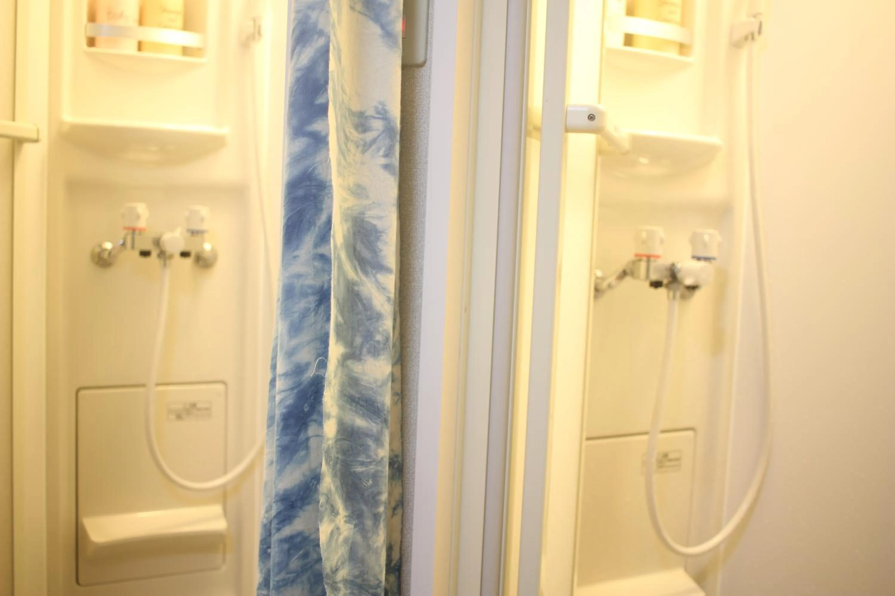 Shower in Air Osaka Hostel