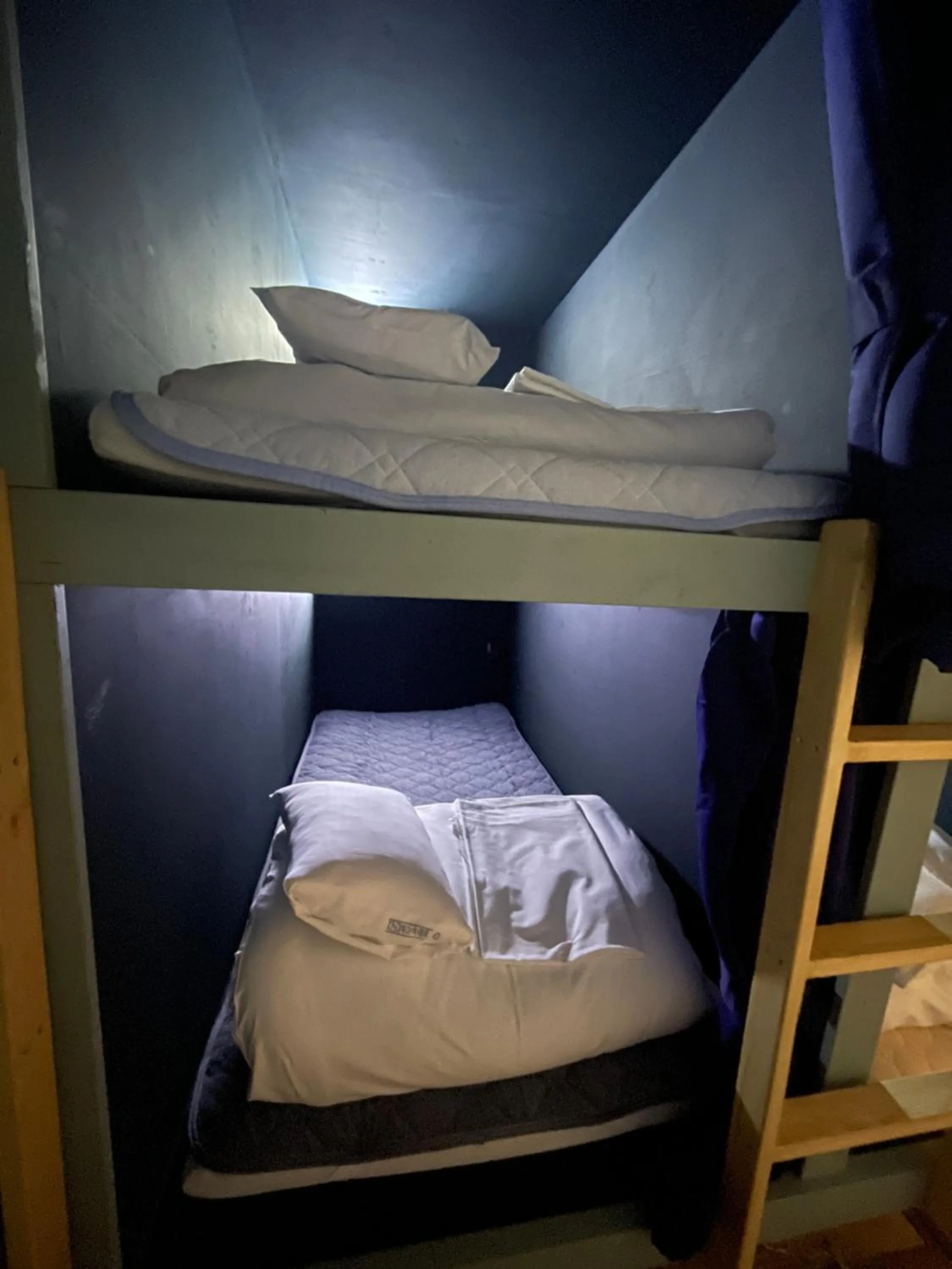 Bed in Air Osaka Hostel