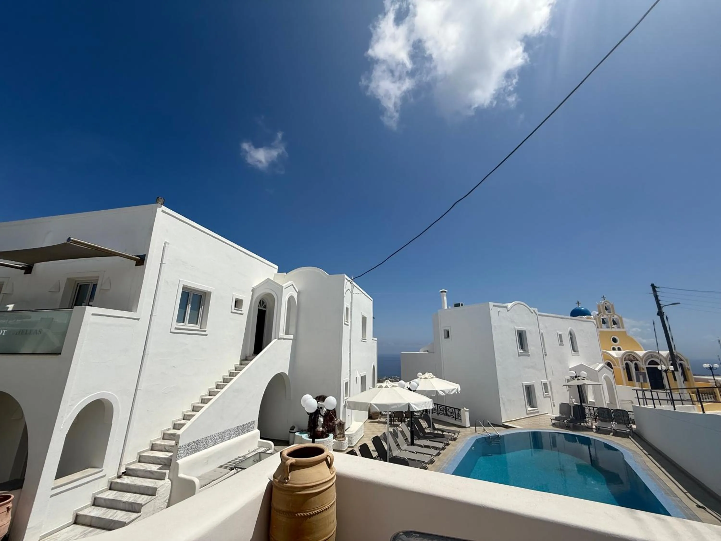 Property building in Hotel Hellas