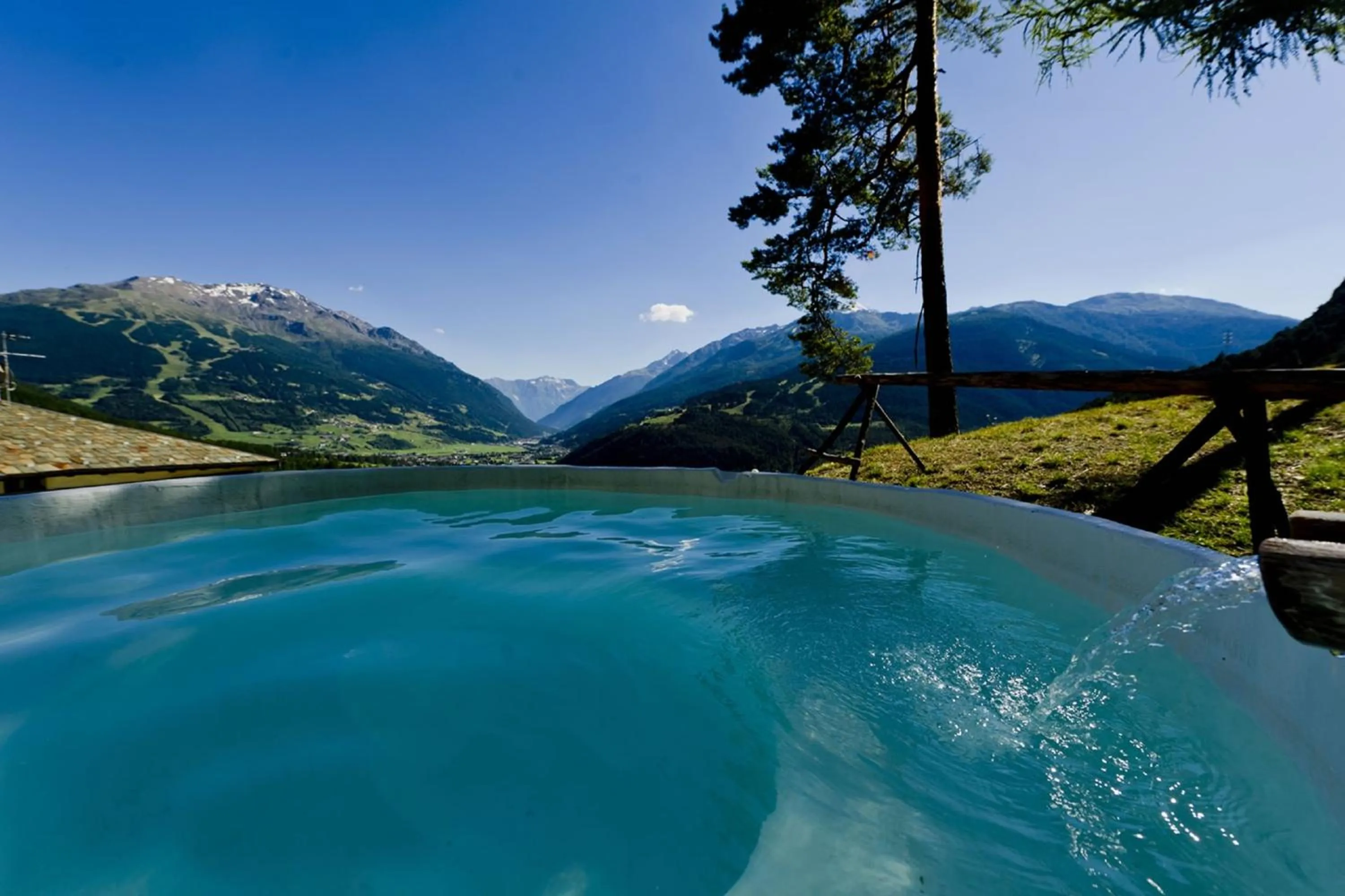 Hot Spring Bath in Rosengarden Alpine Residence
