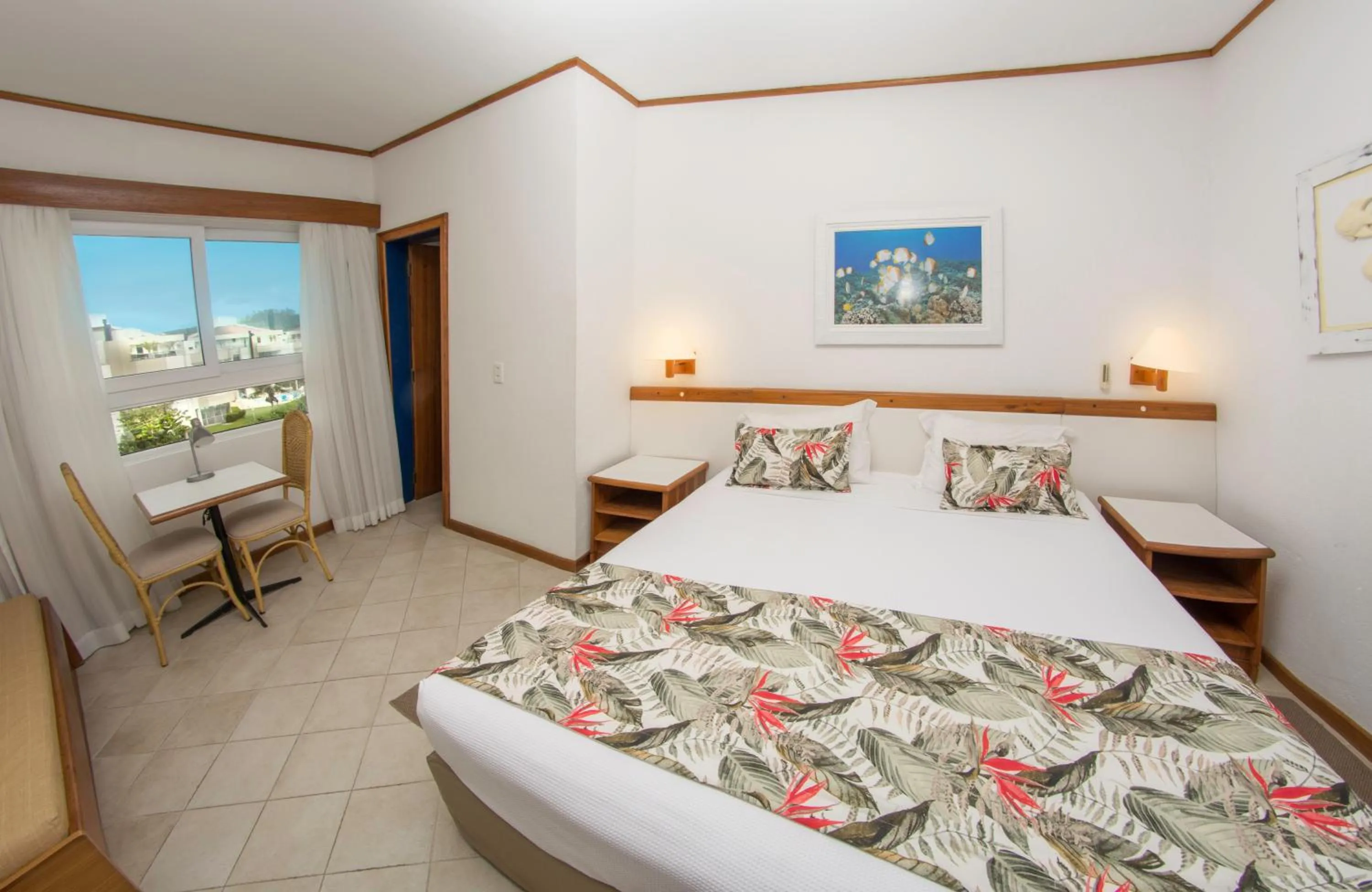 Bedroom, Bed in Costa Norte Ingleses Hotel