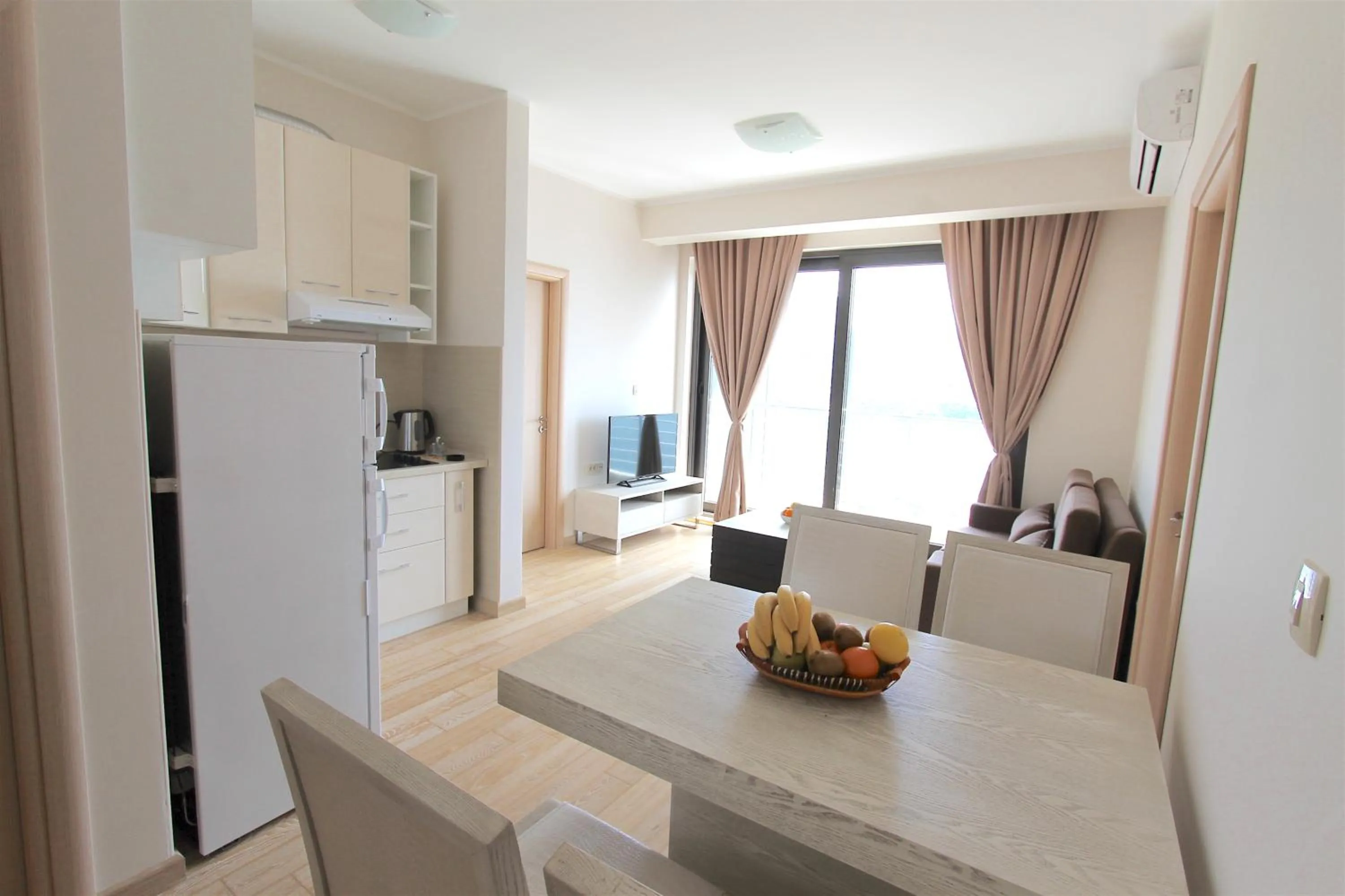 Day in Apartments Aqua