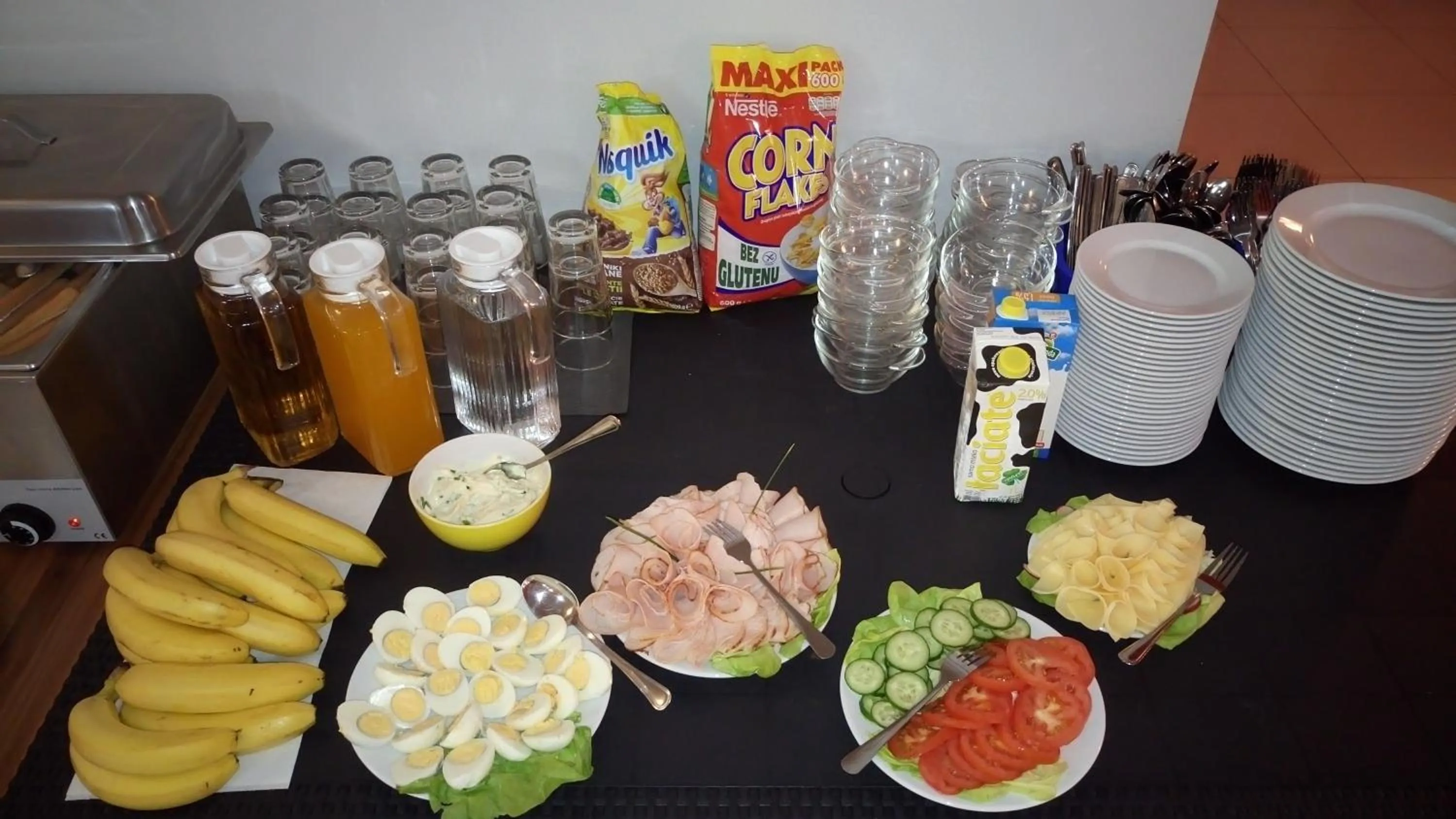 Breakfast in Hostel Bazar