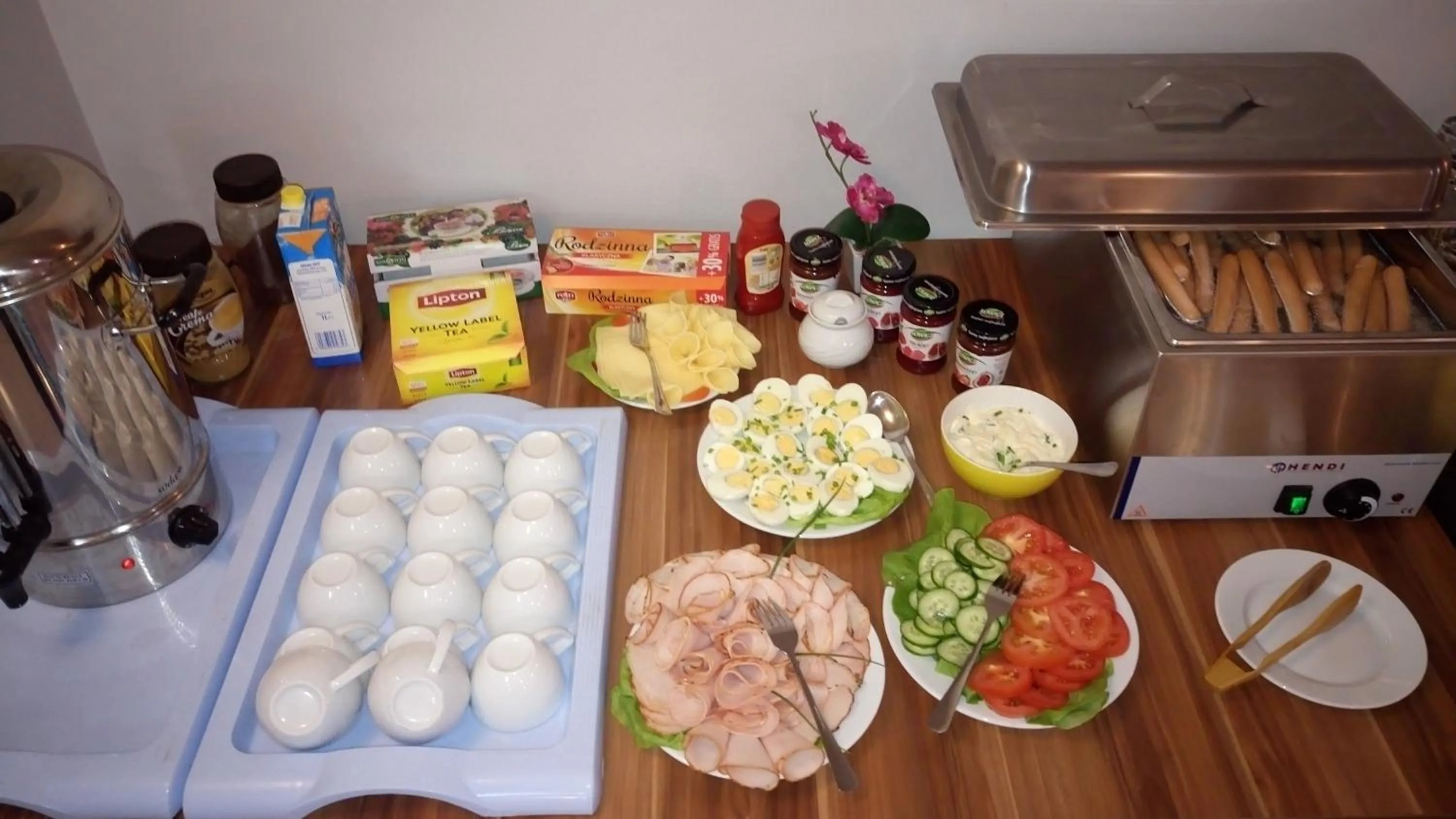 Breakfast in Hostel Bazar