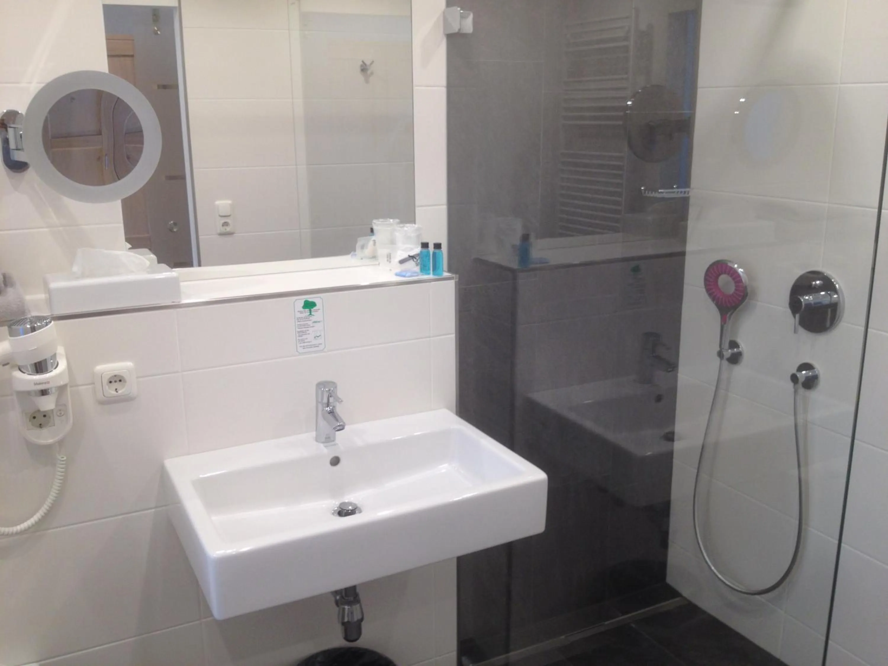 Shower in Seehotel Lilly