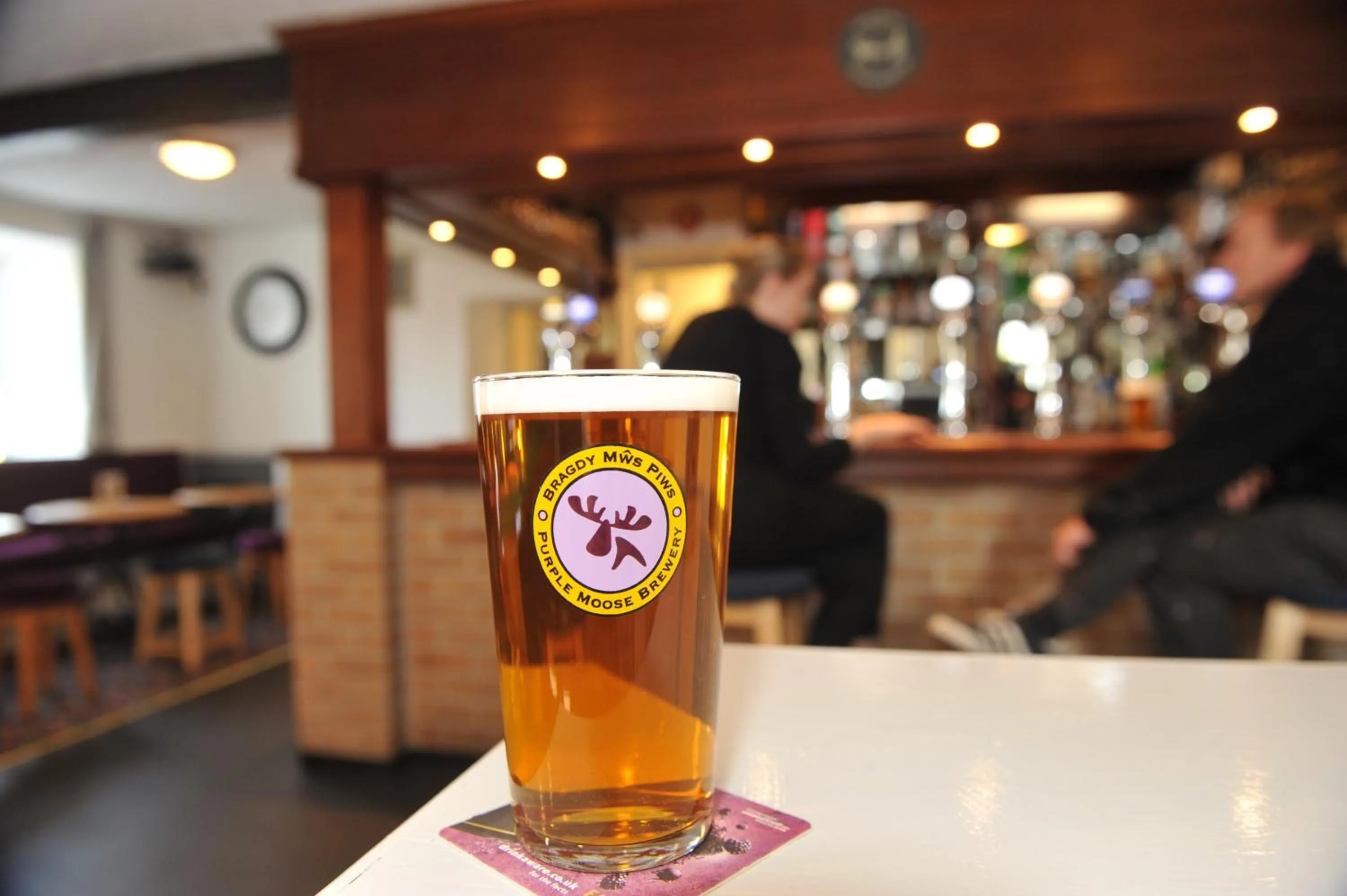 Alcoholic drinks in California Inn