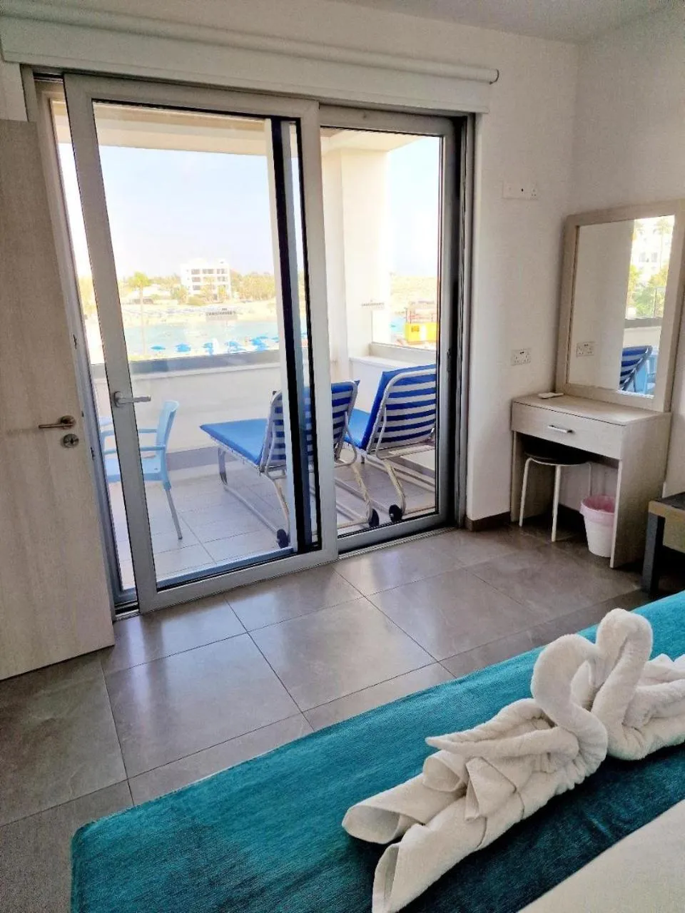 Bed in Christopher's Sandy Beach Suites