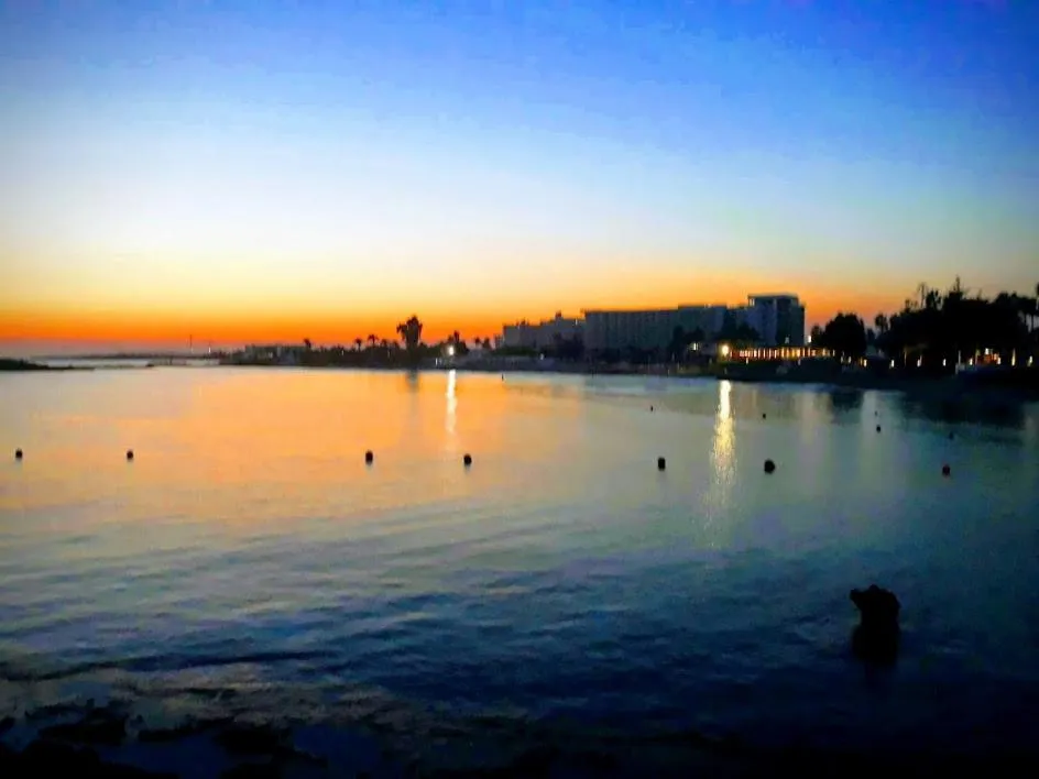 Christopher's Sandy Beach Suites