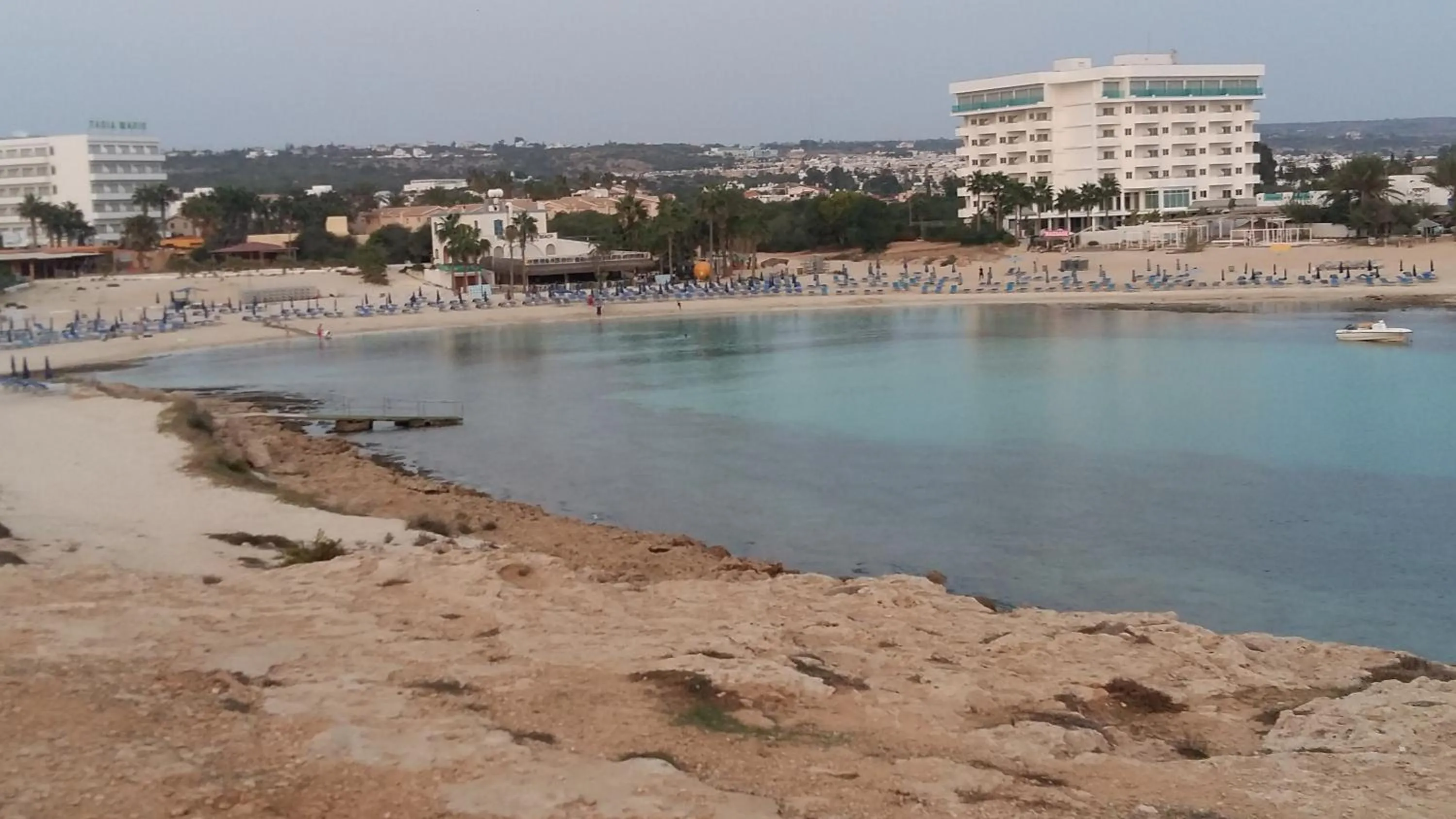 Property building in Christopher's Sandy Beach Suites