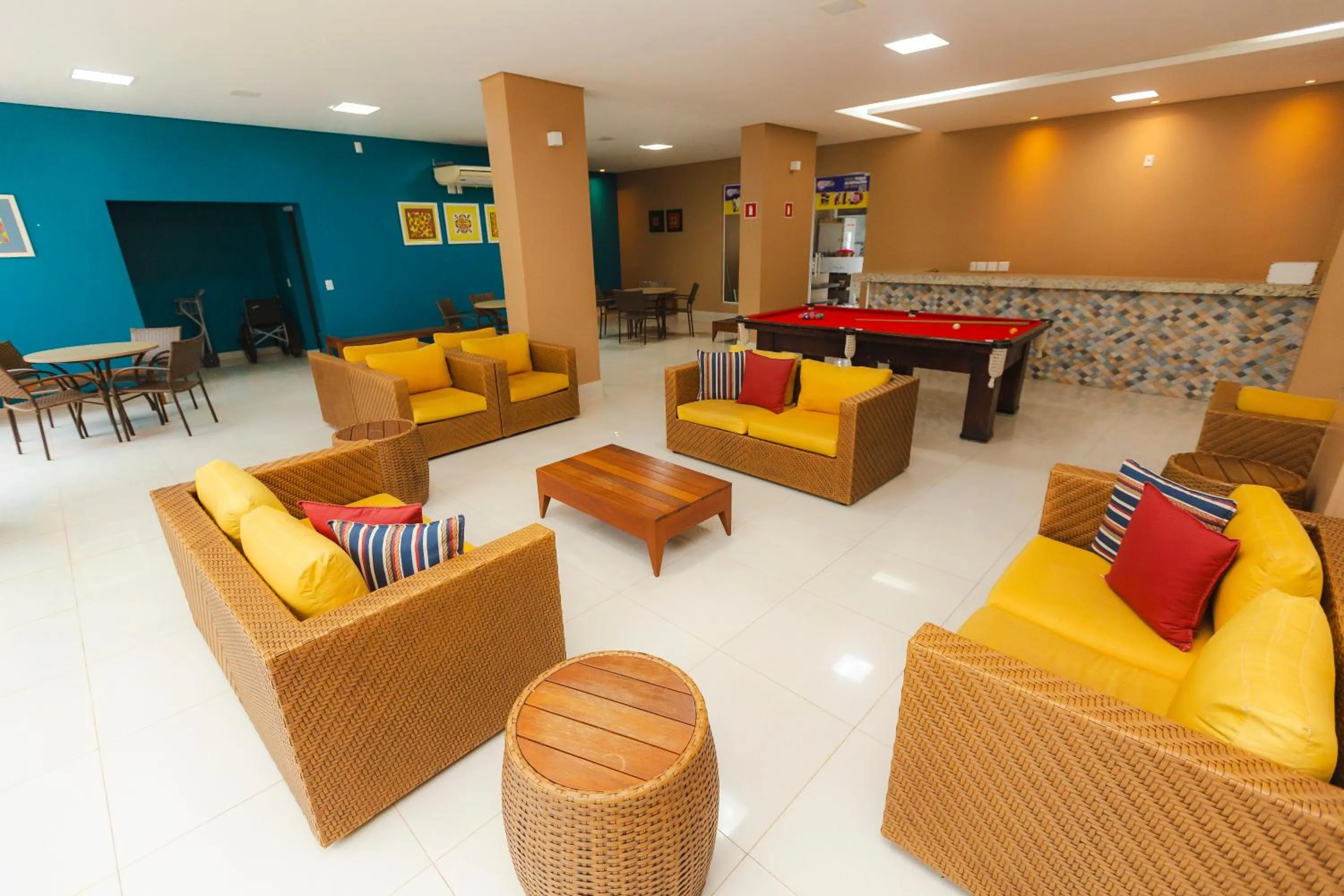 Communal lounge/ TV room in Atrium Thermas - OFICIAL