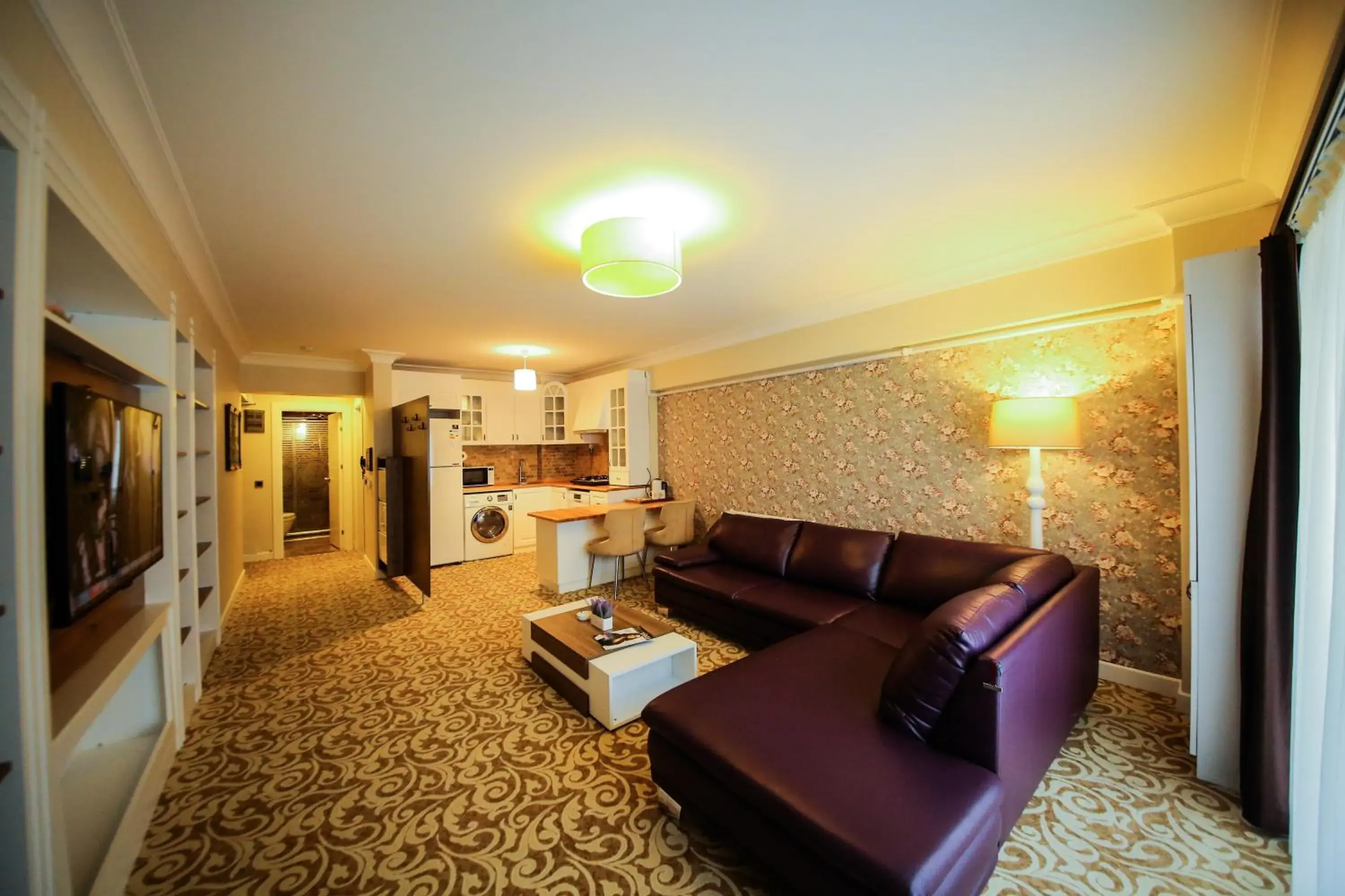 Deluxe Two-Bedroom Suite in My Suit Residence & Hotel Deluxe Two-Bedroom Suite in My Suit Residence & Hotel