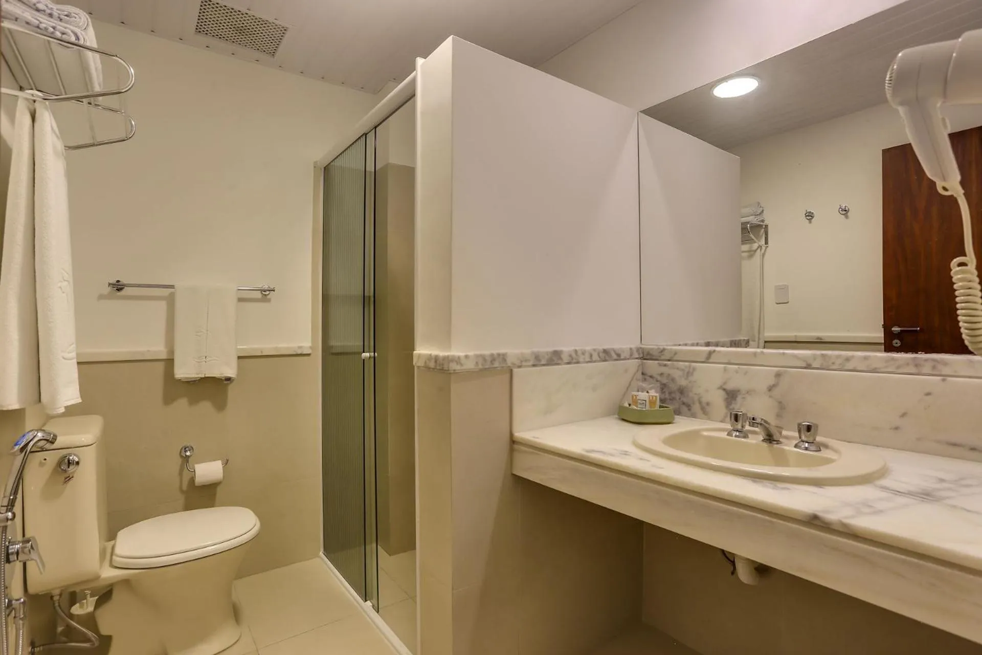 Bathroom in Costa Norte Ponta das Canas Hotel