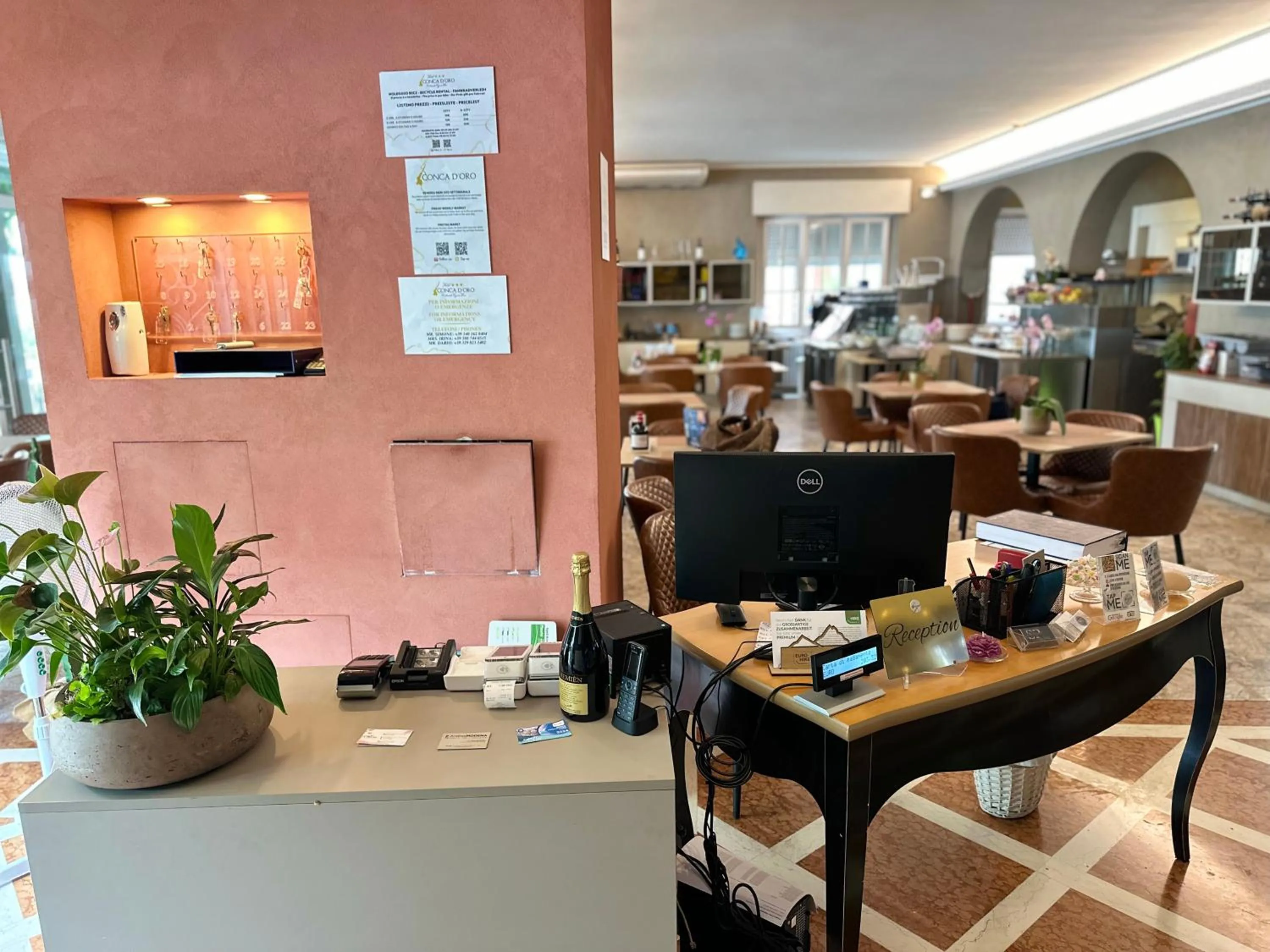 Restaurant/places to eat in Hotel Conca D'Oro ***S