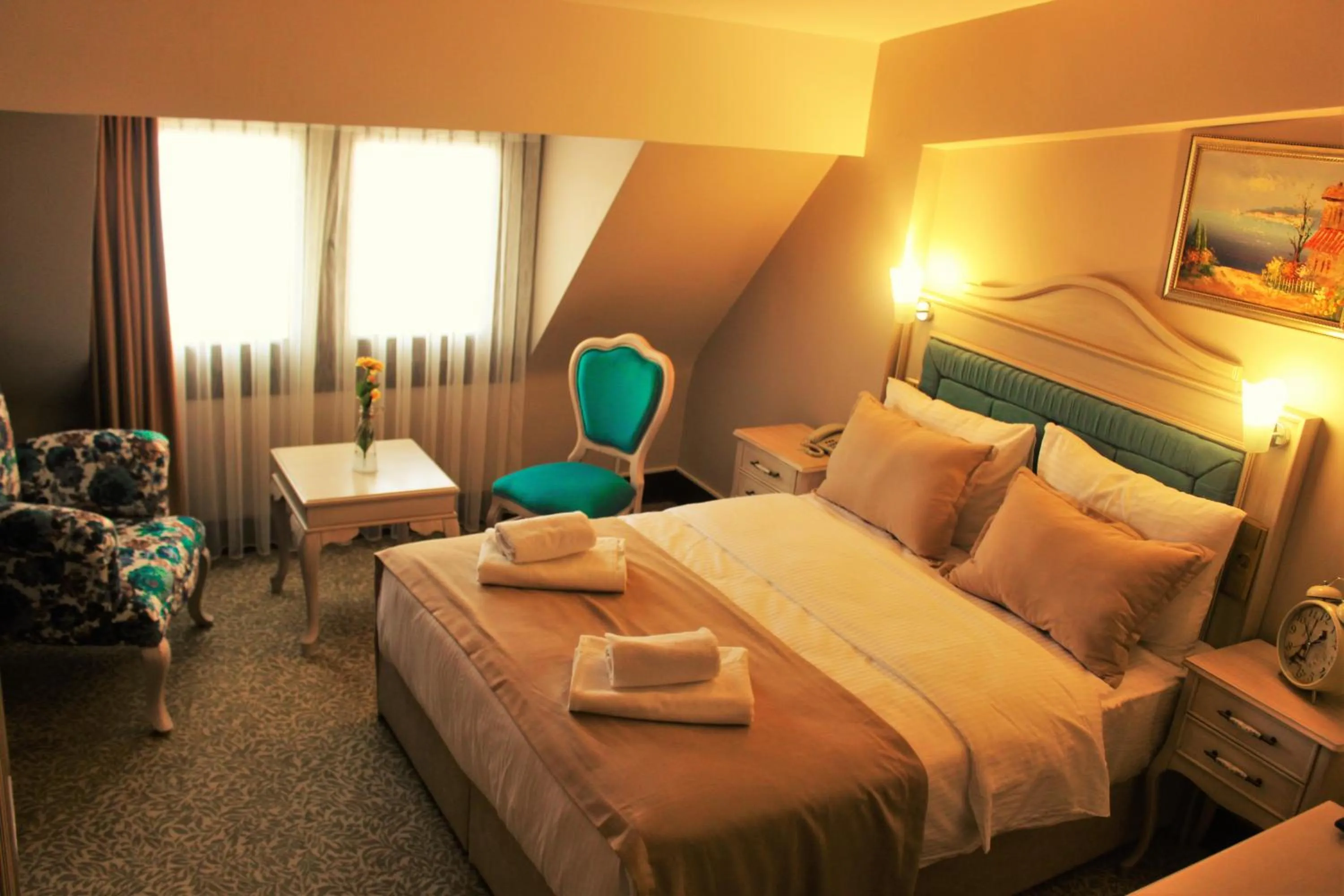 Decorative detail, Bed in Vendome Hotel