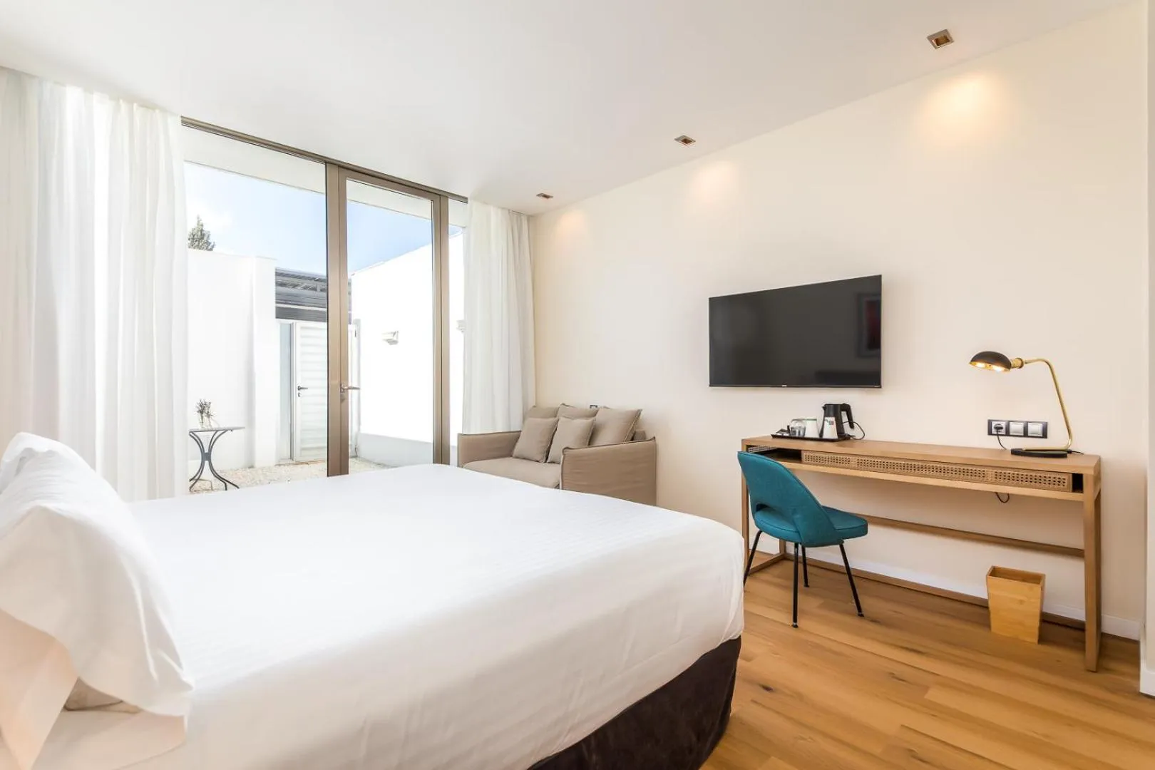 View (from property/room), Bed in Hotel Barú