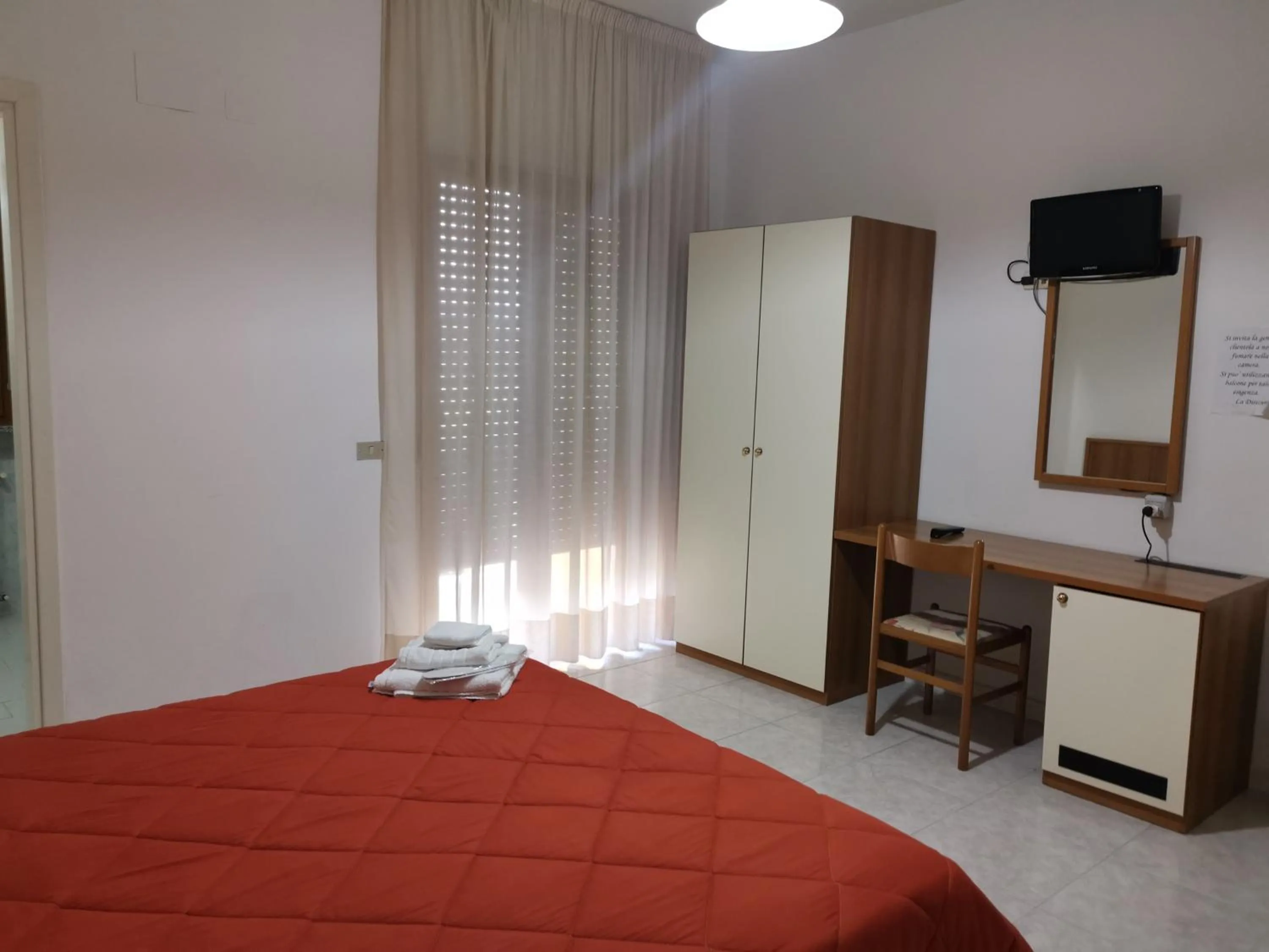 Photo of the whole room, Bed in Hotel Park Grumentum