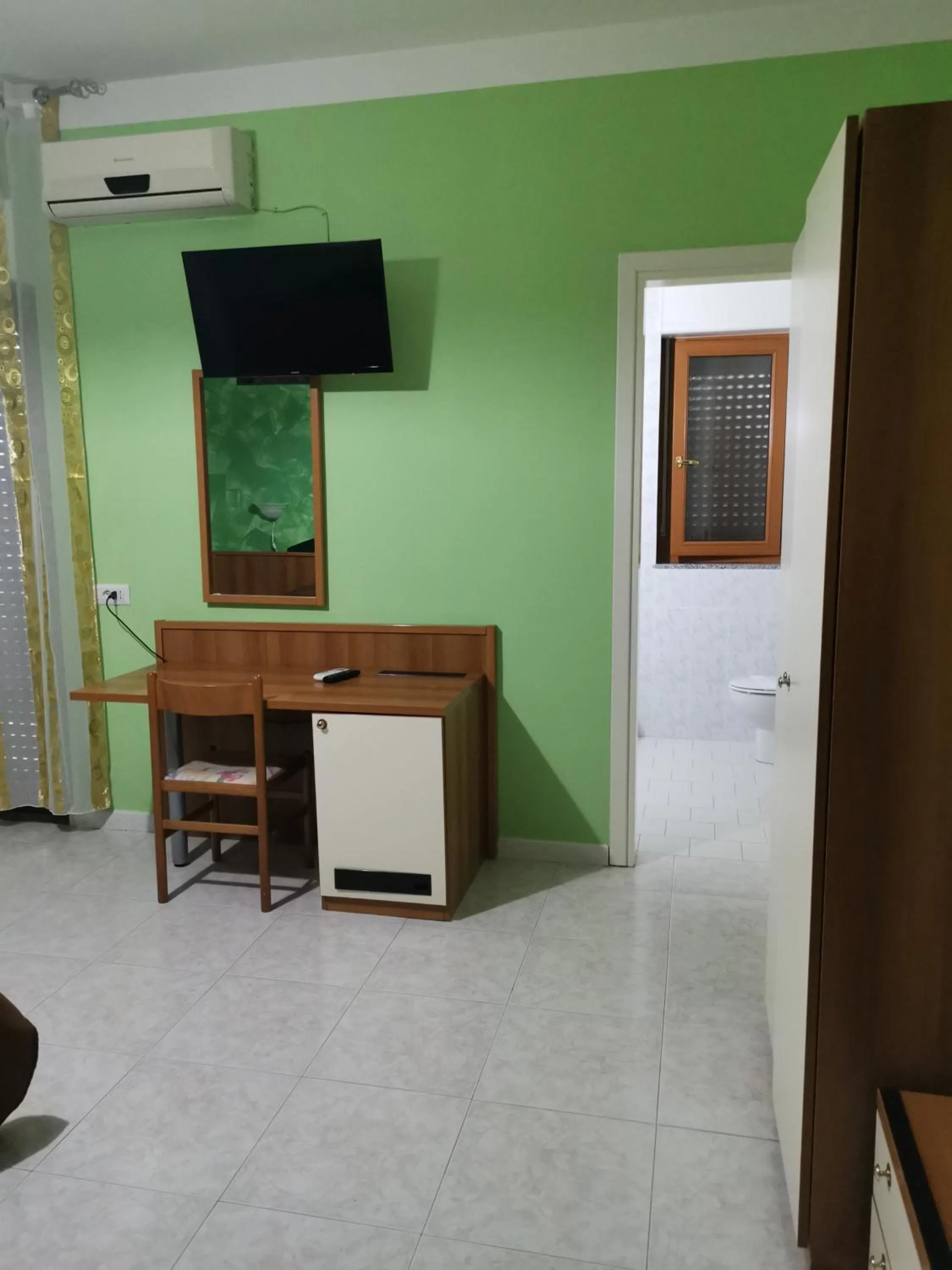 TV and multimedia in Hotel Park Grumentum