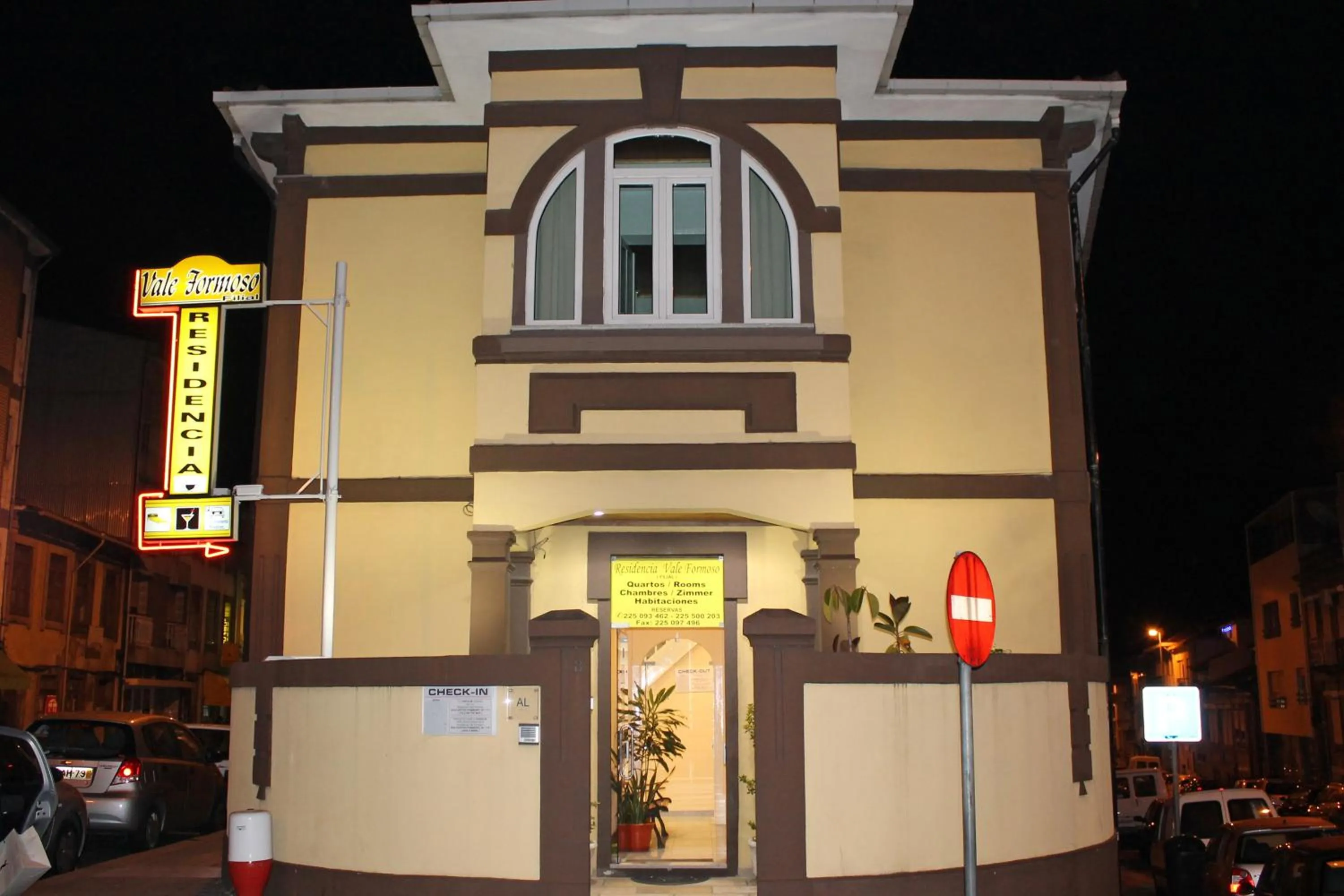 Facade/entrance in Residencia Vale Formoso