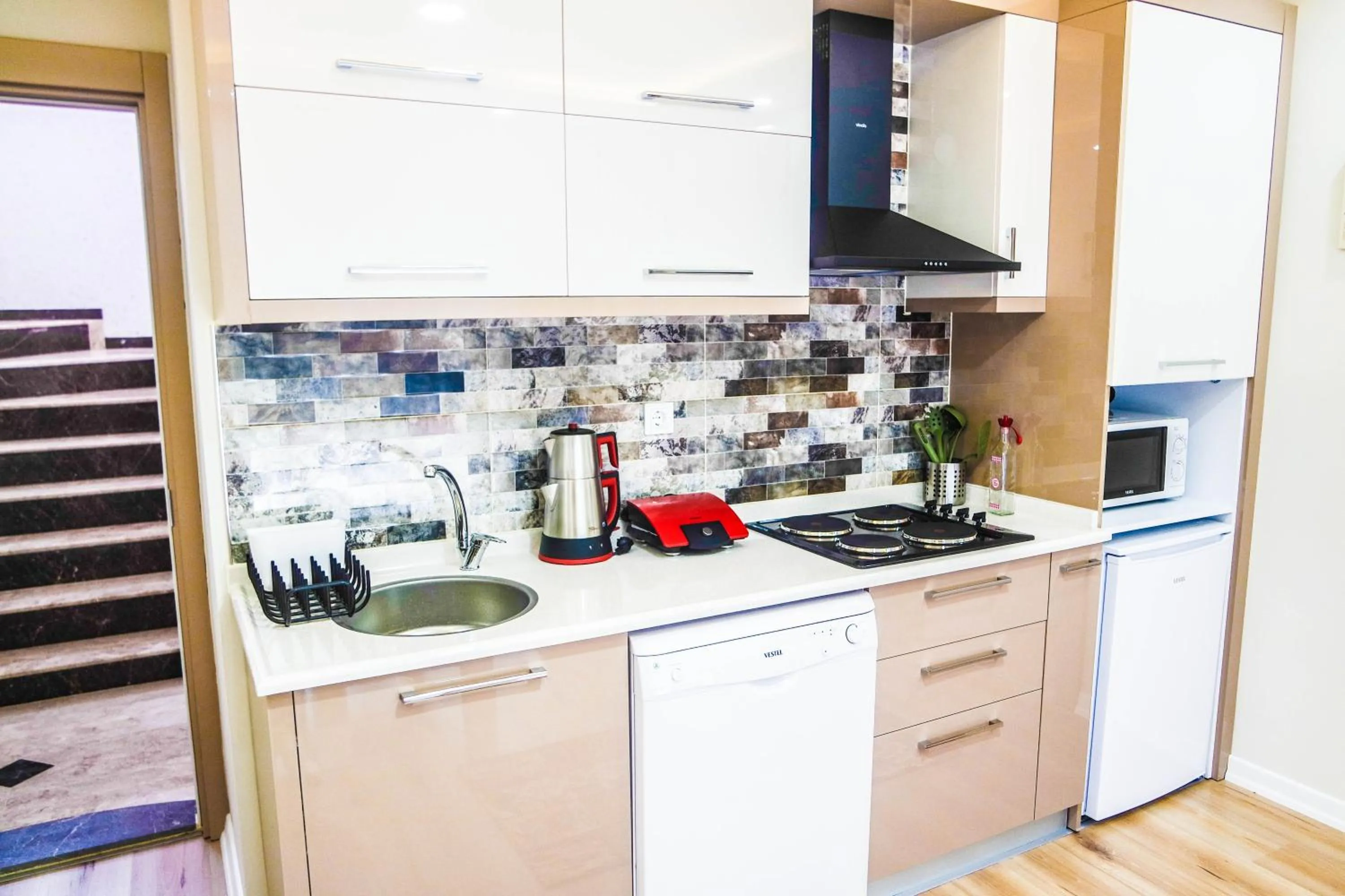 Kitchen or kitchenette in Ale Apartments Hotel