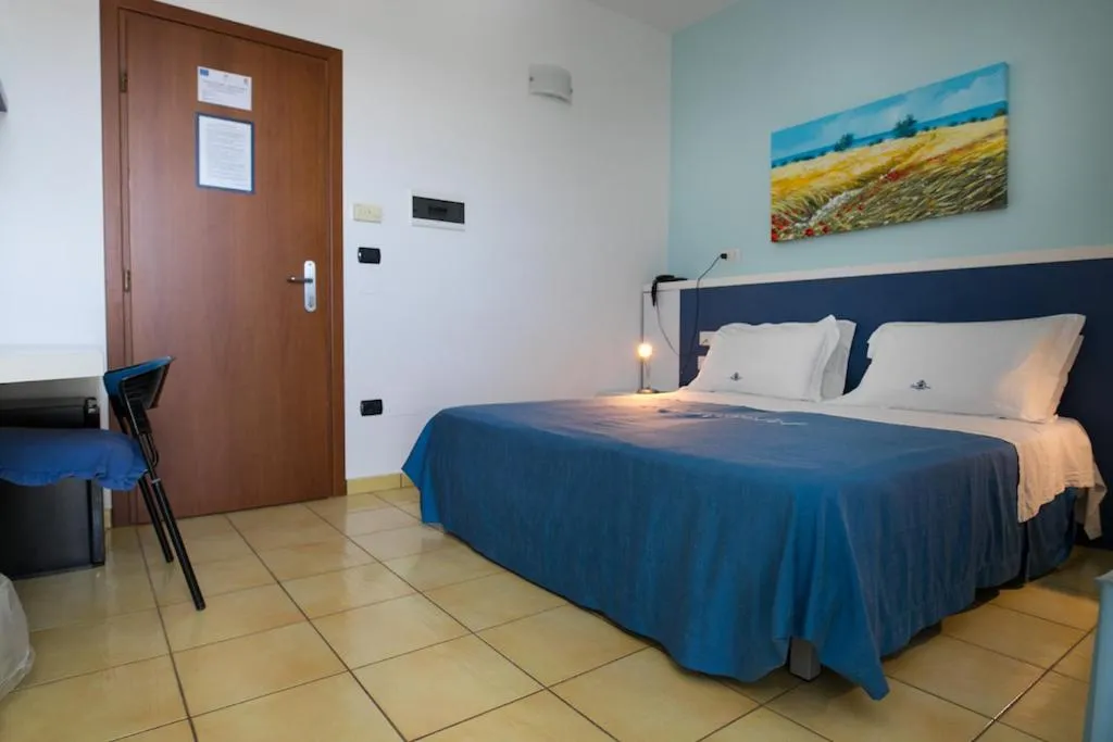 Photo of the whole room, Bed in Gigli Hotel Salento