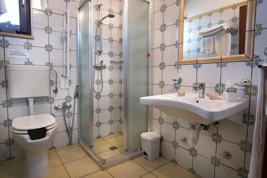 Bathroom in Gigli Hotel Salento