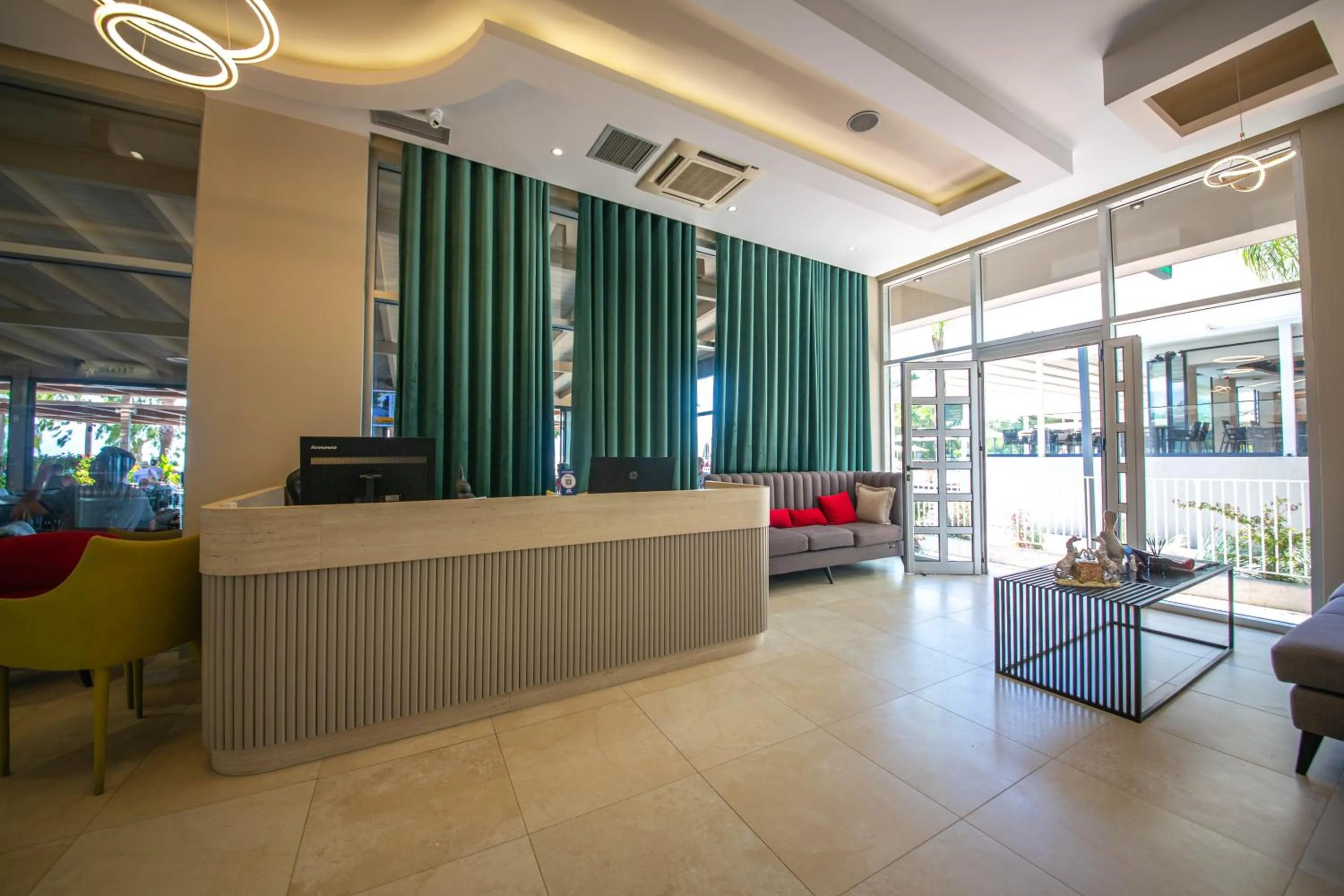 Lobby or reception in Hotel Royal