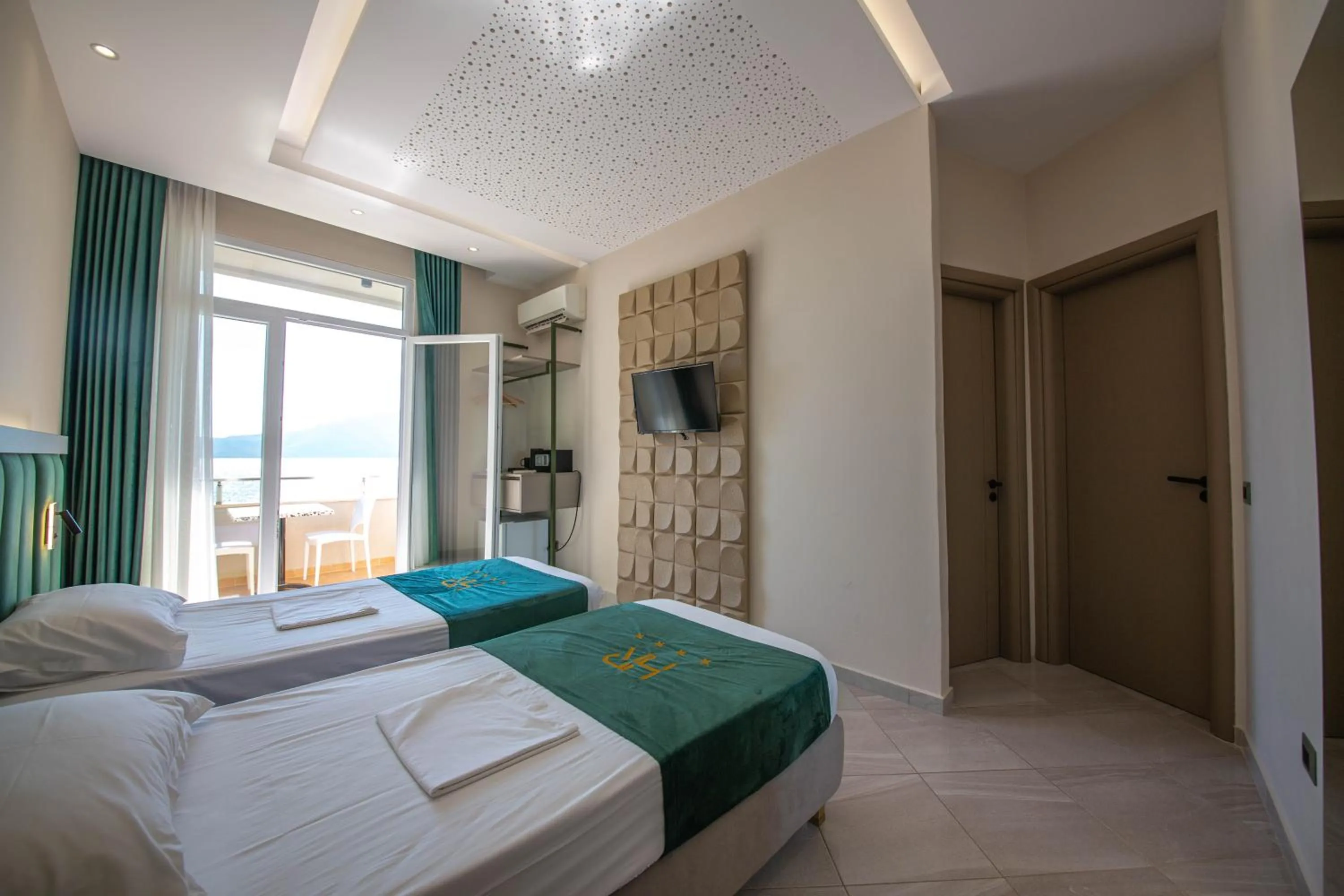 Bedroom in Hotel Royal