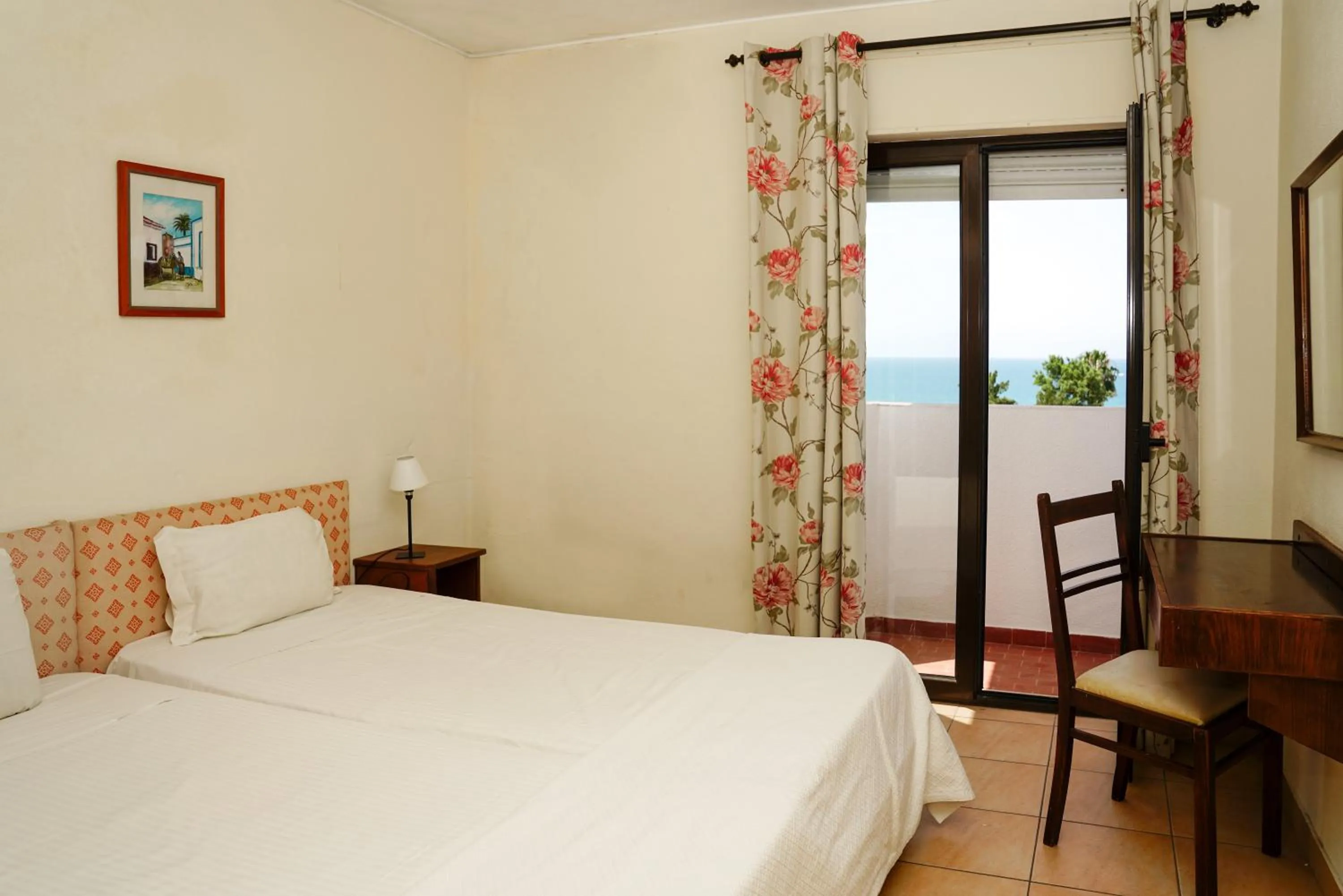 Bed in Cheerfulway Ouravista Apartamentos