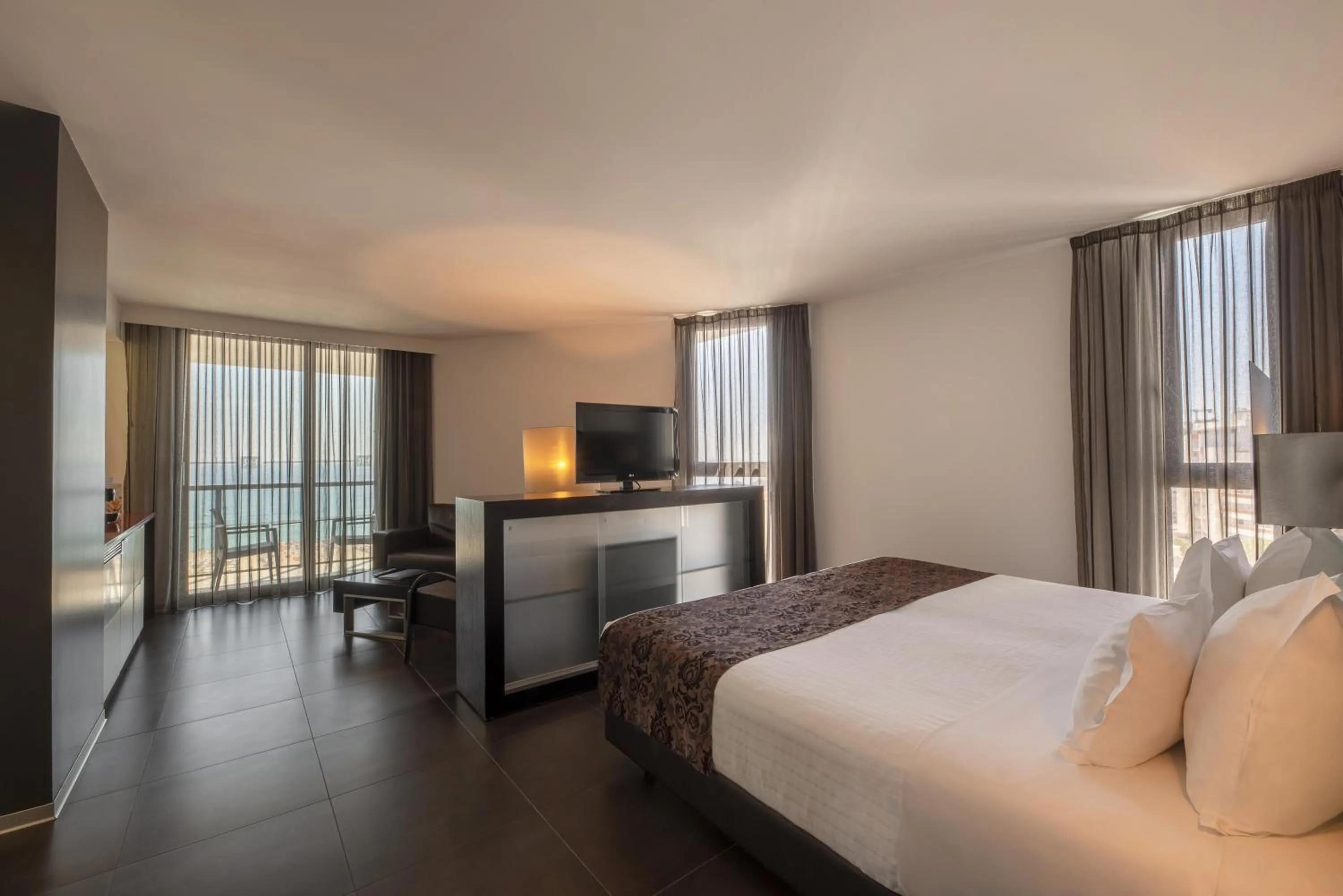 Bedroom, Bed in RR Hotel da Rocha