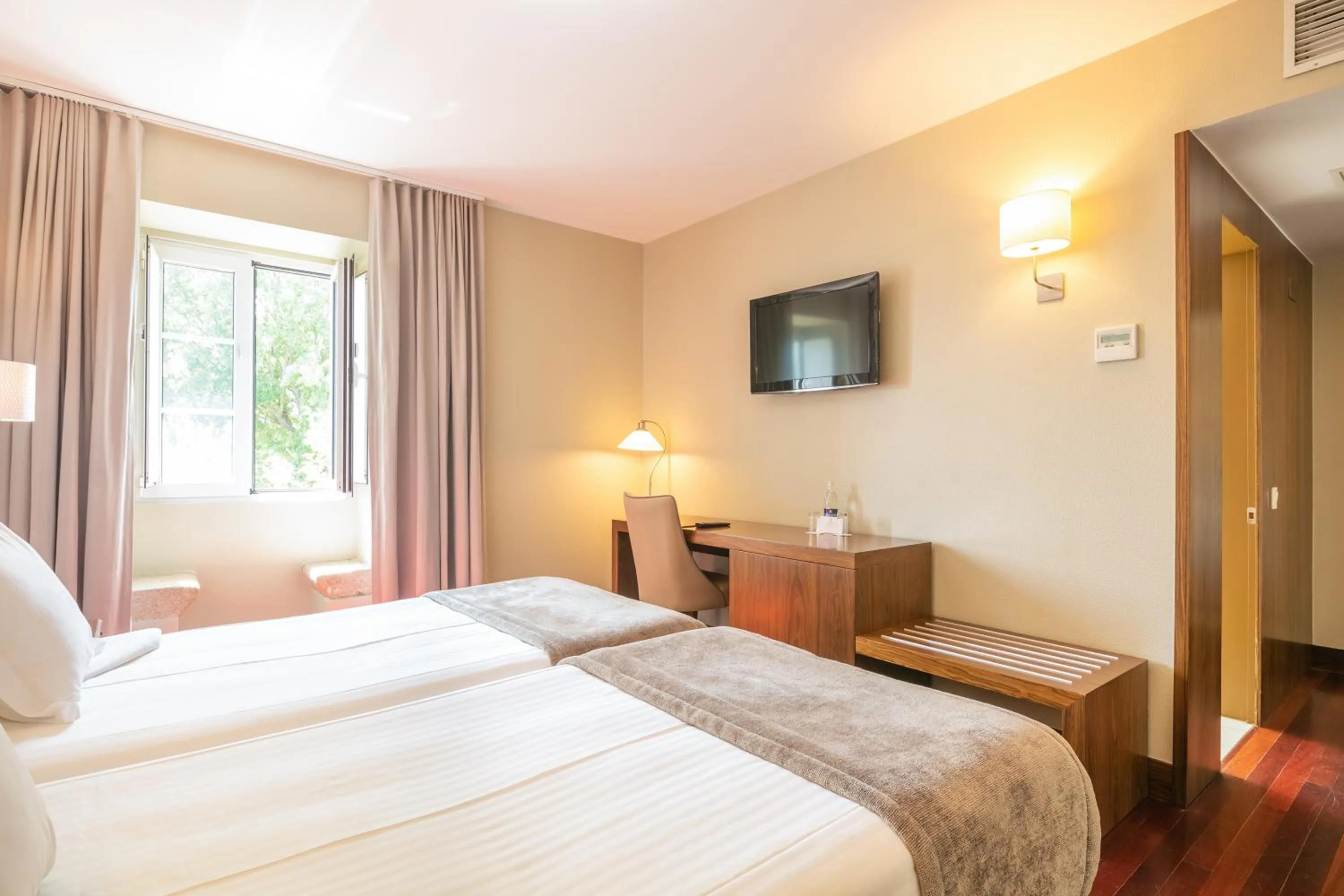 Bed in Forte de São Francisco Hotel Chaves