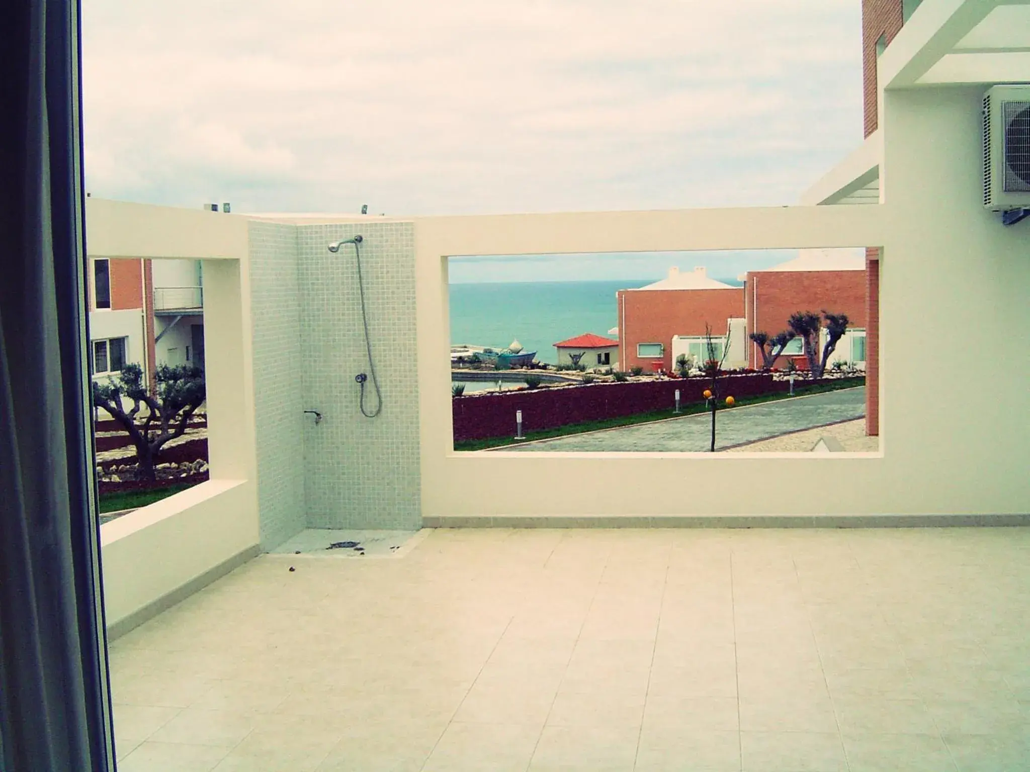 Two-Bedroom Apartment (4 People) in Noiva do Mar Two-Bedroom Apartment (4 People) in Noiva do Mar