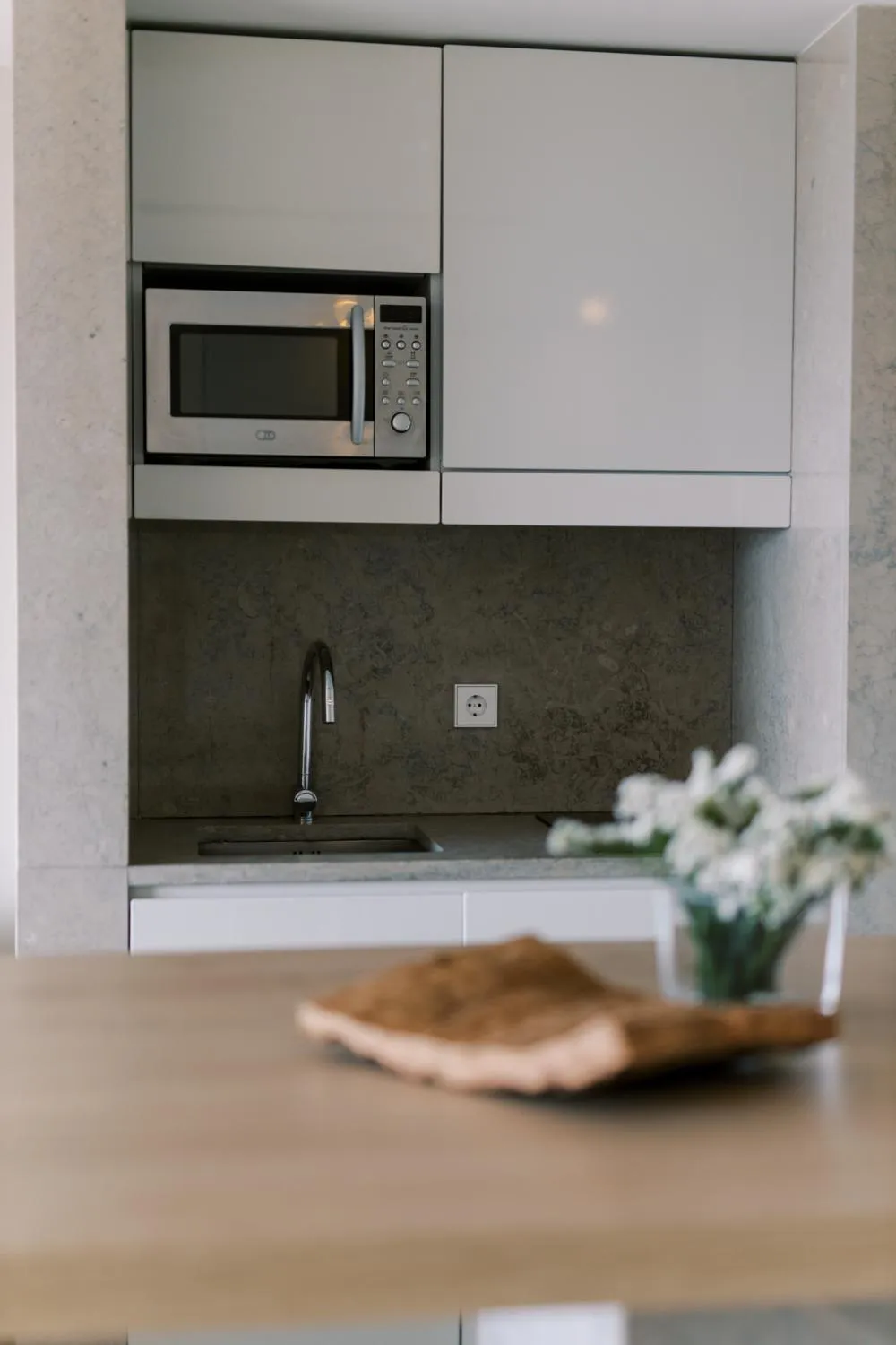 Kitchen or kitchenette in The Editory By The Sea Troia Comporta Hotel