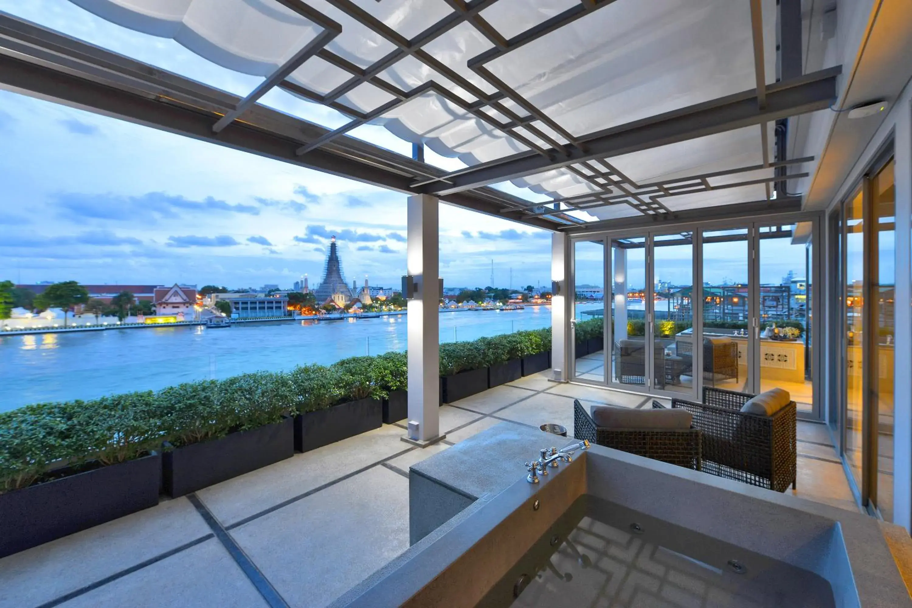 Riva Arun Grand Deluxe Jacuzzi  in Riva Arun Bangkok Riva Arun Grand Deluxe Jacuzzi  in Riva Arun Bangkok