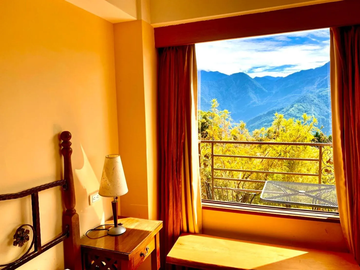 Mountain view in Margaret Garden Villa