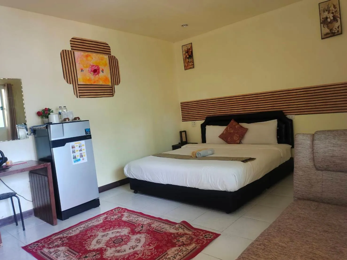 Bed in Everest Resort Samui - SHA Plus