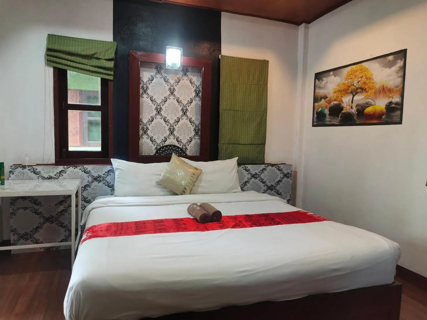 Bed in Everest Resort Samui - SHA Plus