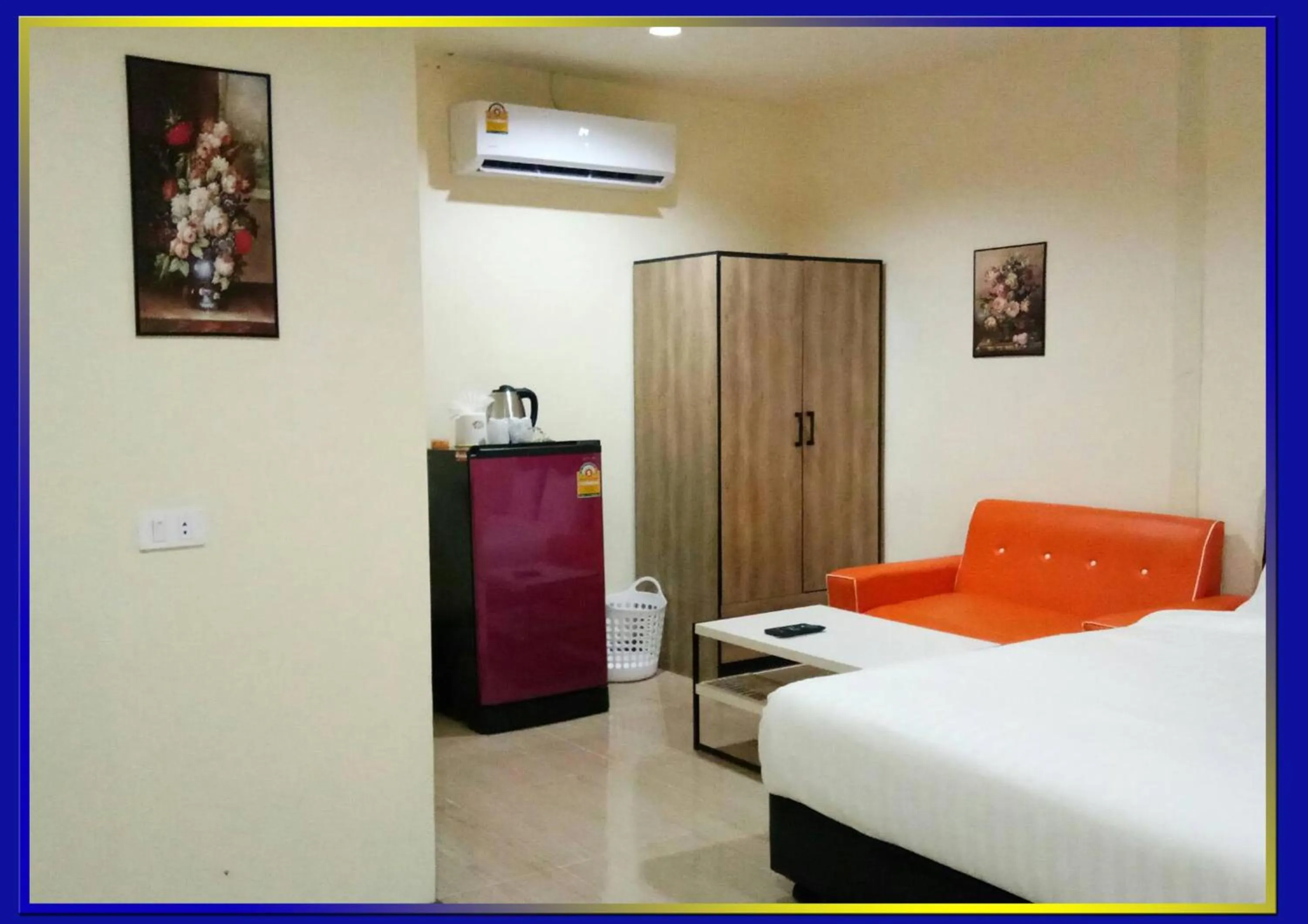 Seating area, Bed in Everest Resort Samui - SHA Plus