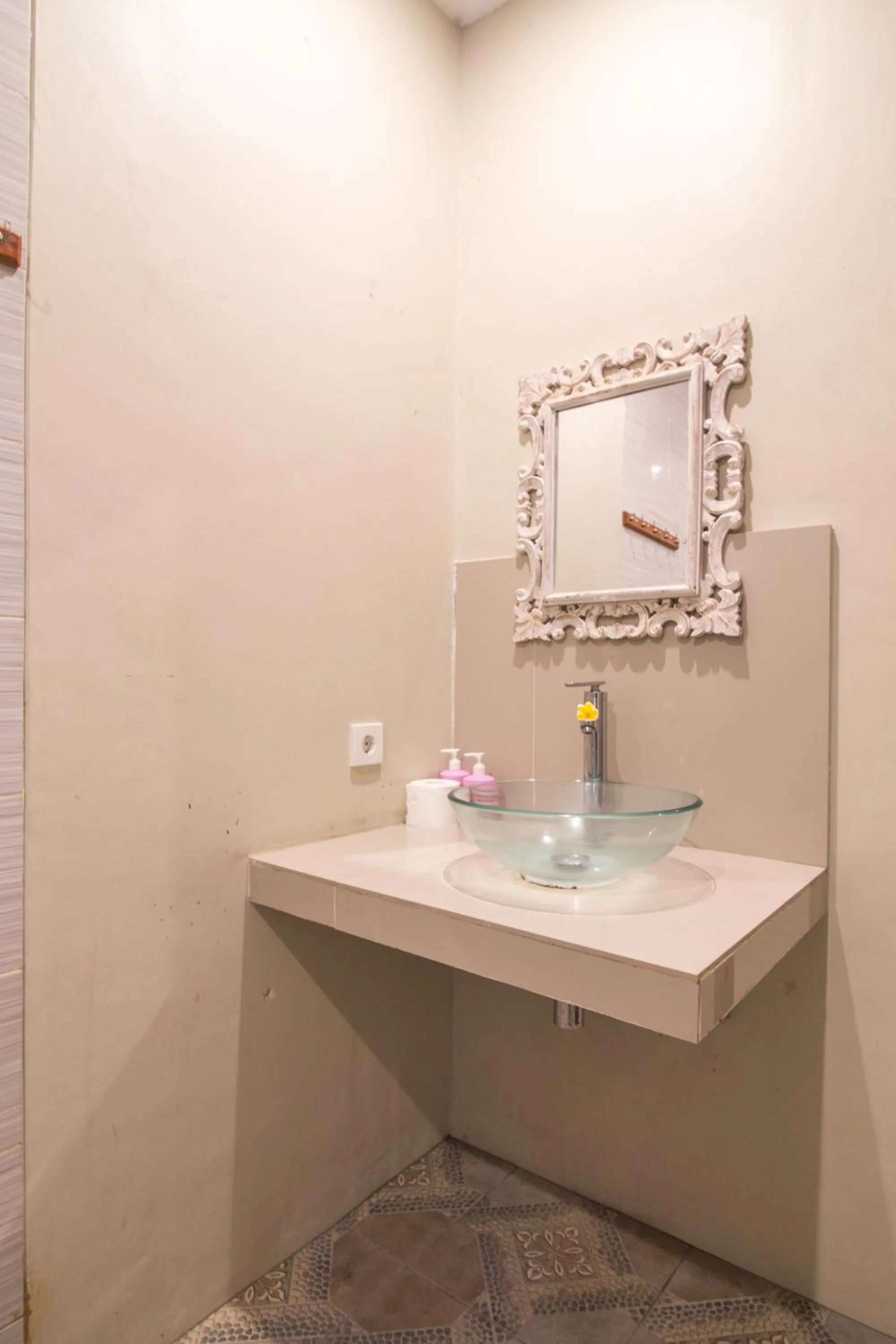 Shower in Grand Sea View Lembongan