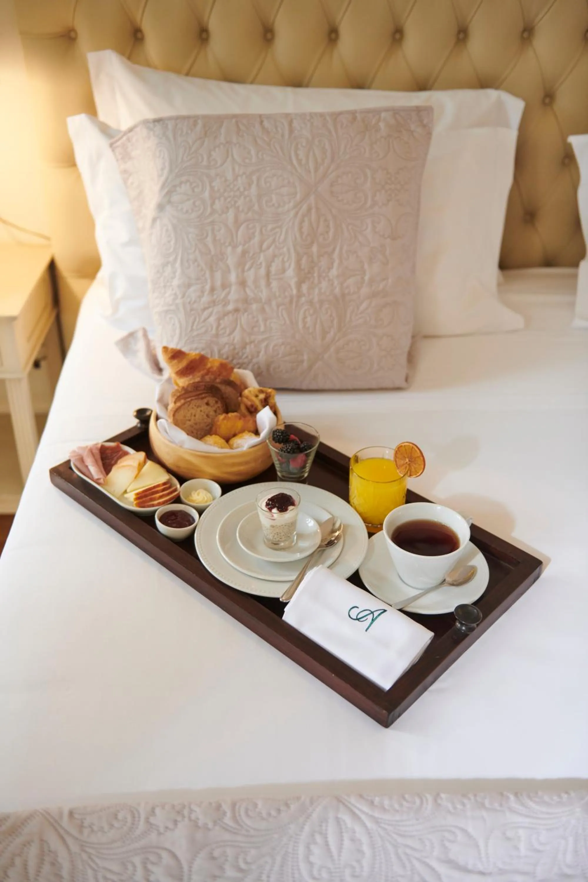 Food and drinks, Bed in Hotel Alegria