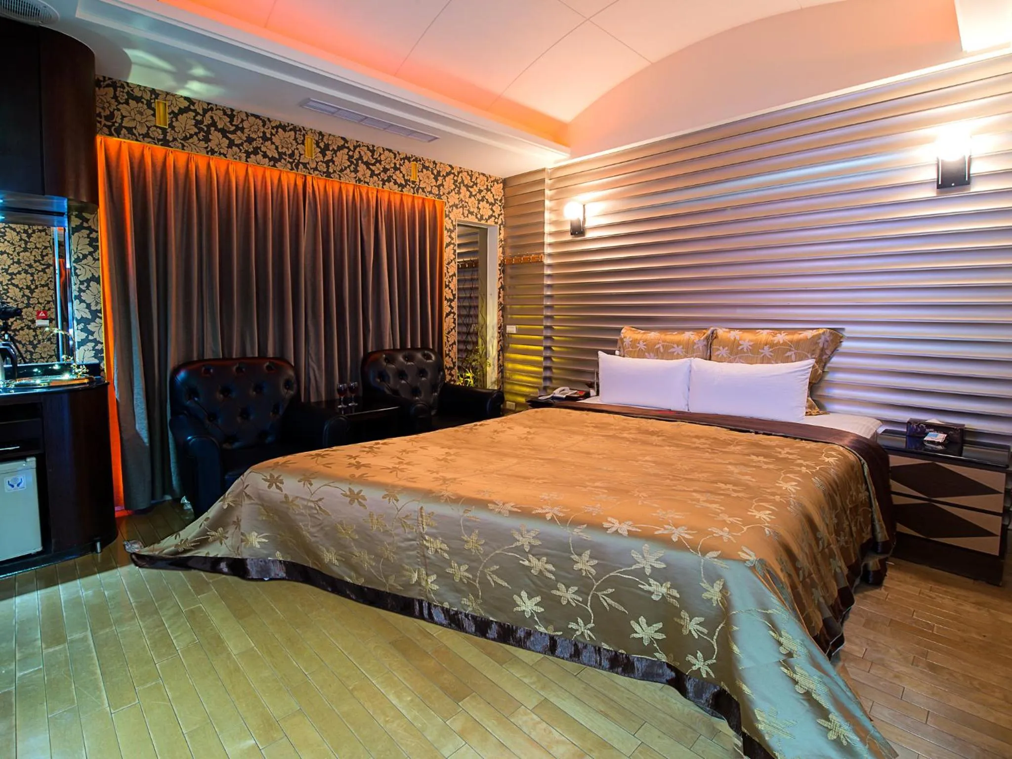 Photo of the whole room, Bed in Lai Yin Motel