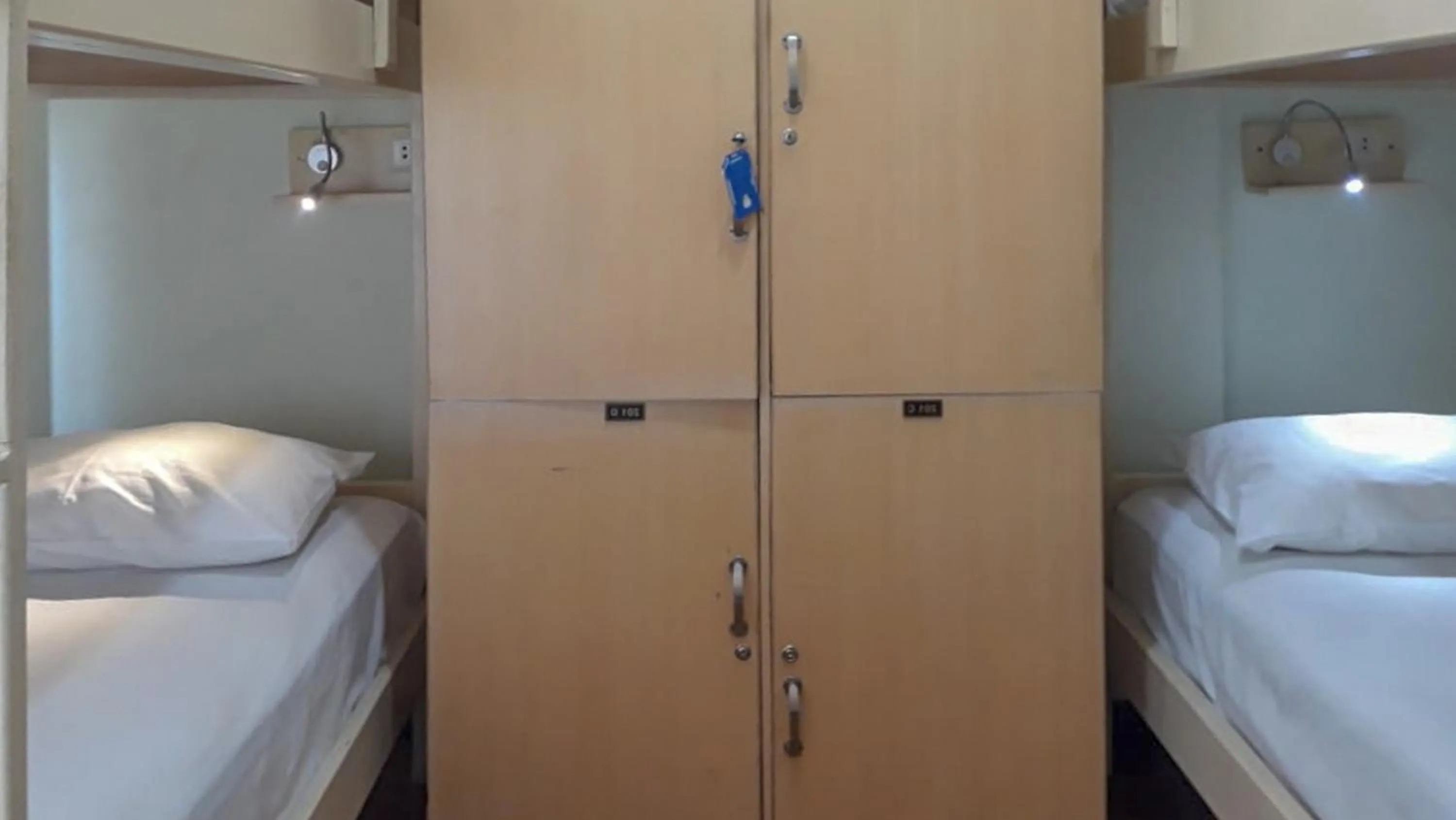 Bed in RedDoorz Hostel @ Manado Green Hostel