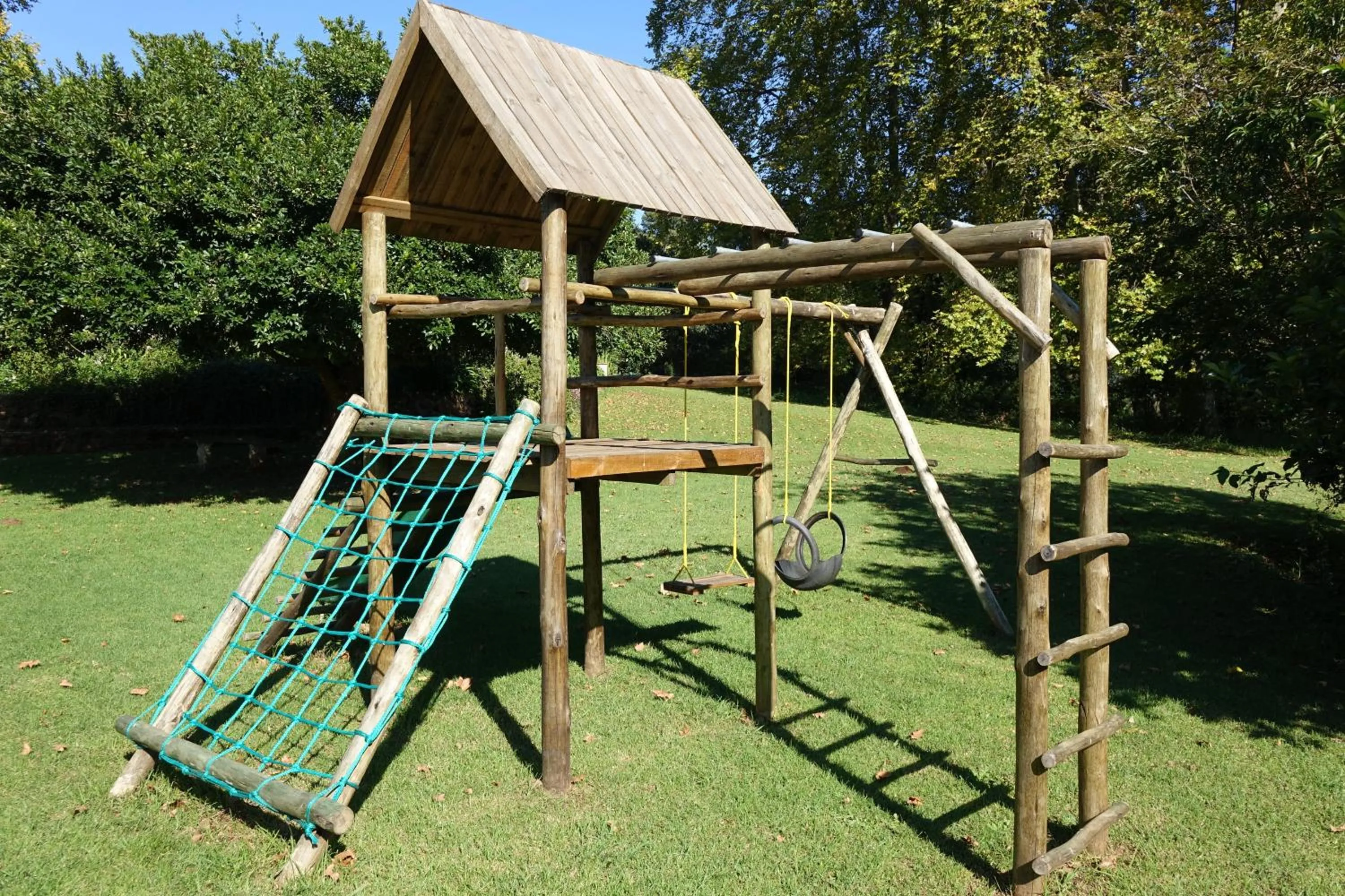 Children play ground in Notting Hill Lodge