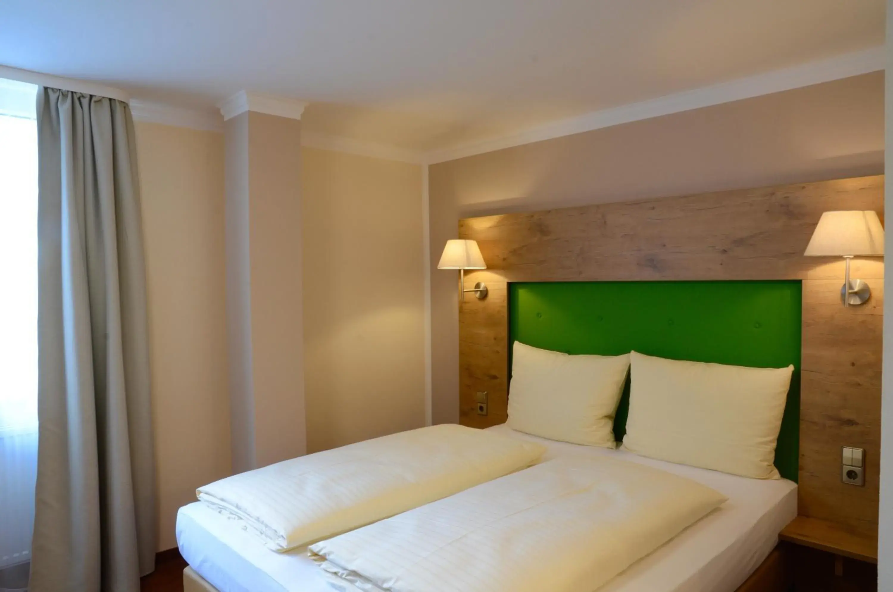 Economy Double Room in Günzburg City Economy Double Room in Günzburg City