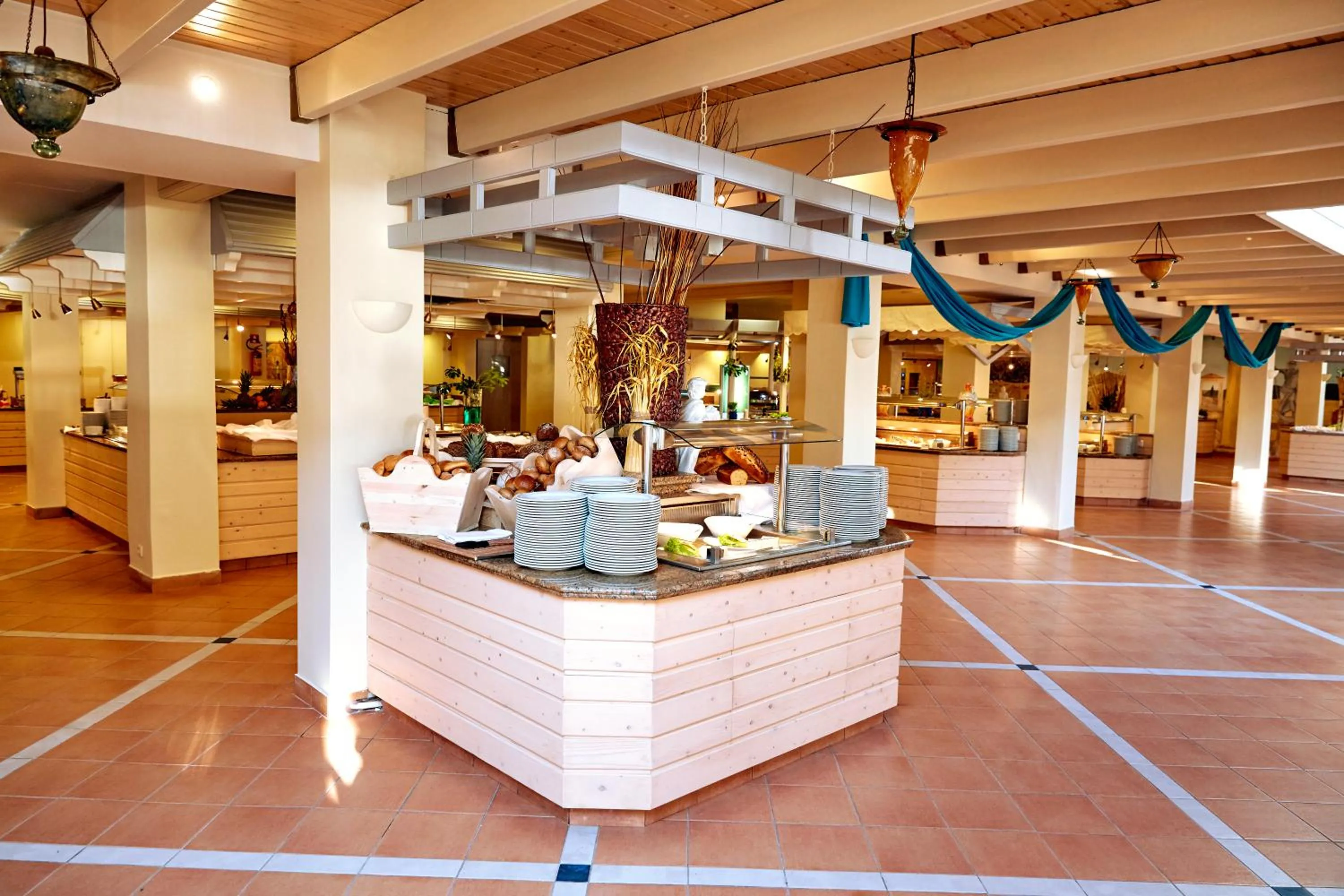 Restaurant/places to eat in ROBINSON KYLLINI BEACH - All Inclusive