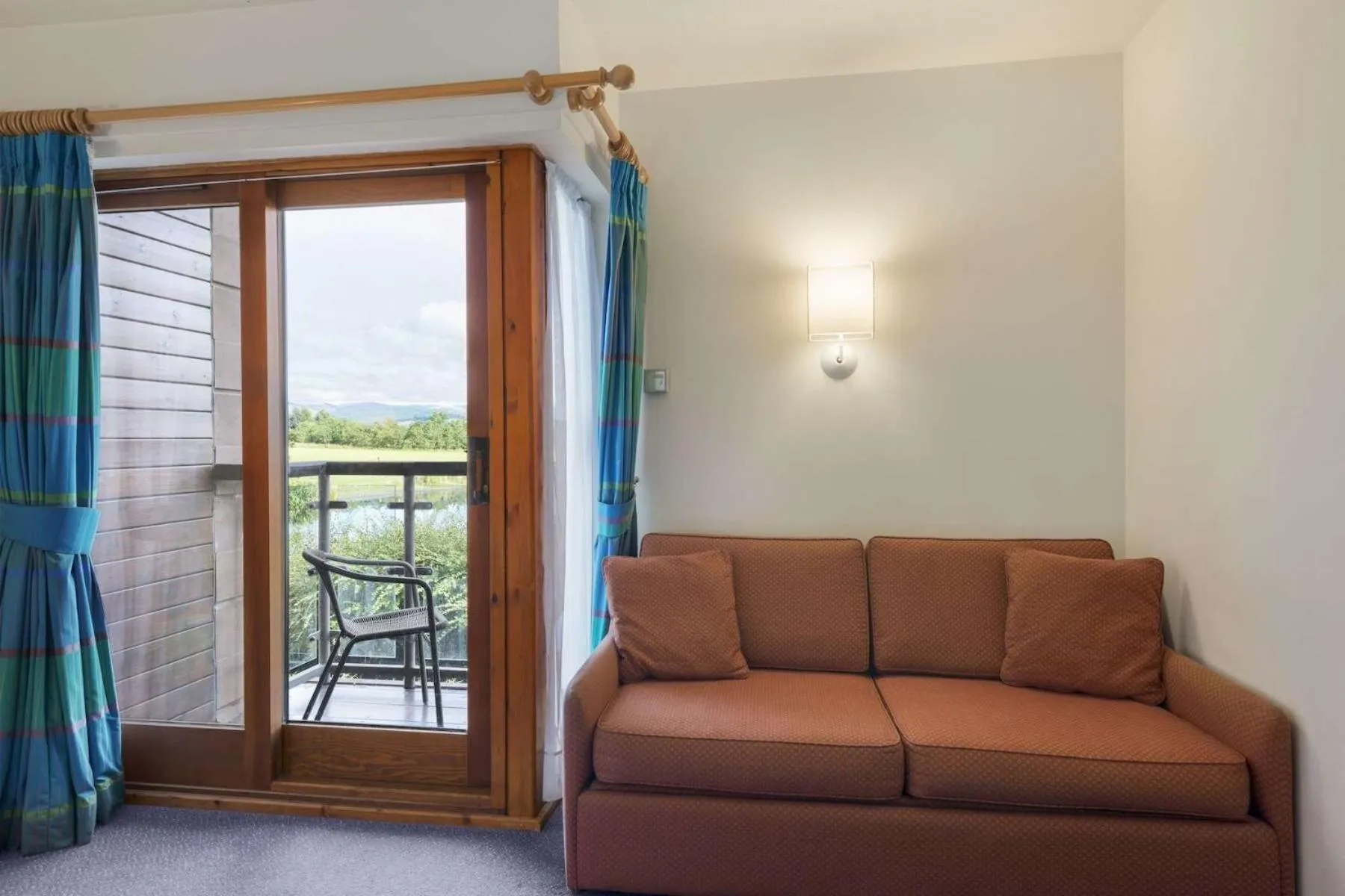 Seating area in Days Inn Lockerbie - Annandale Water