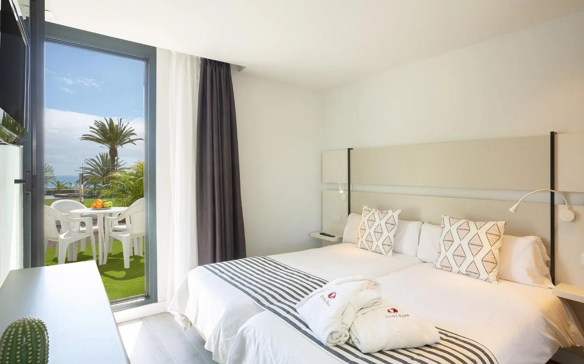 Bed in Bungalows Doña Rosa