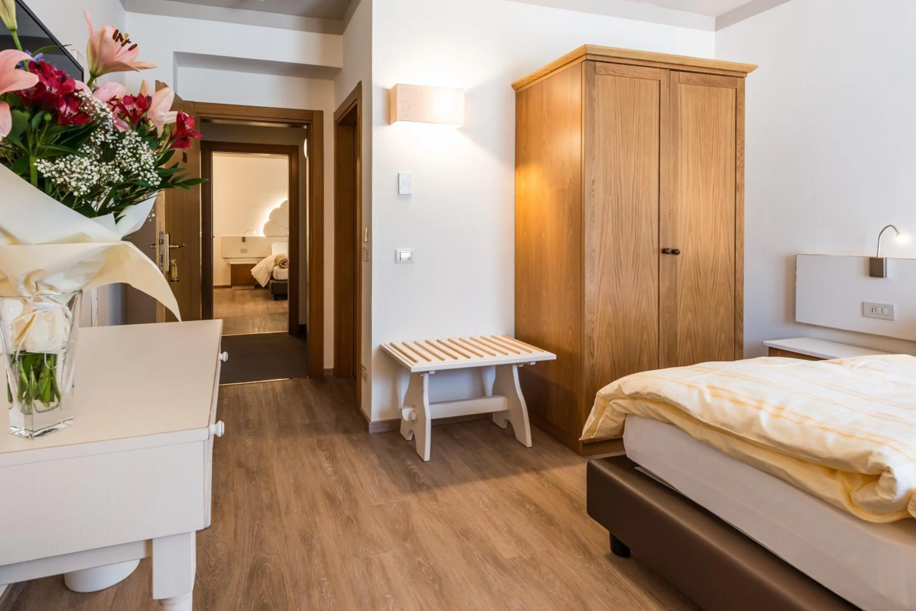 Photo of the whole room, Bed in Hotel Paradiso